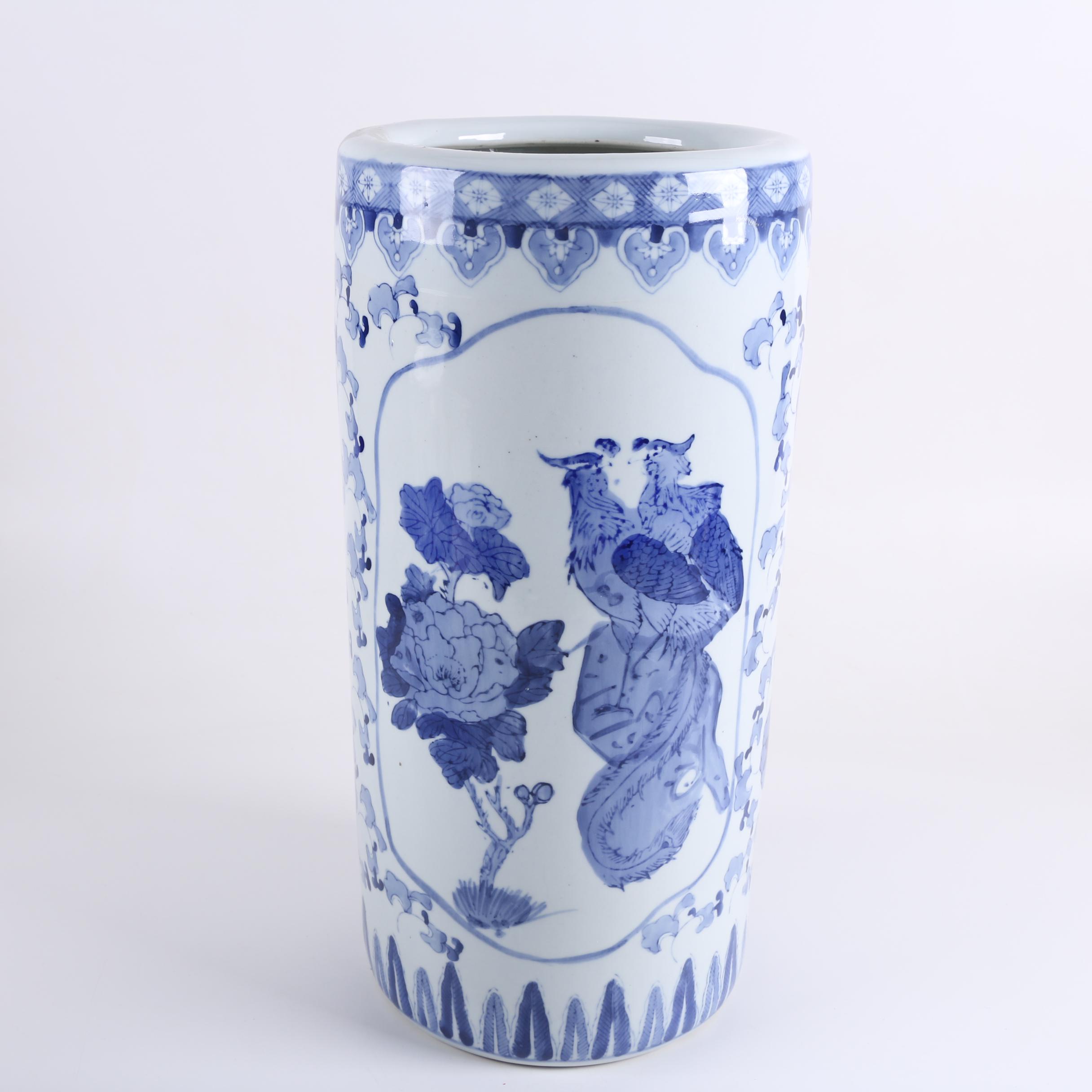 Chinese Ceramic Blue and White Stand and Vase