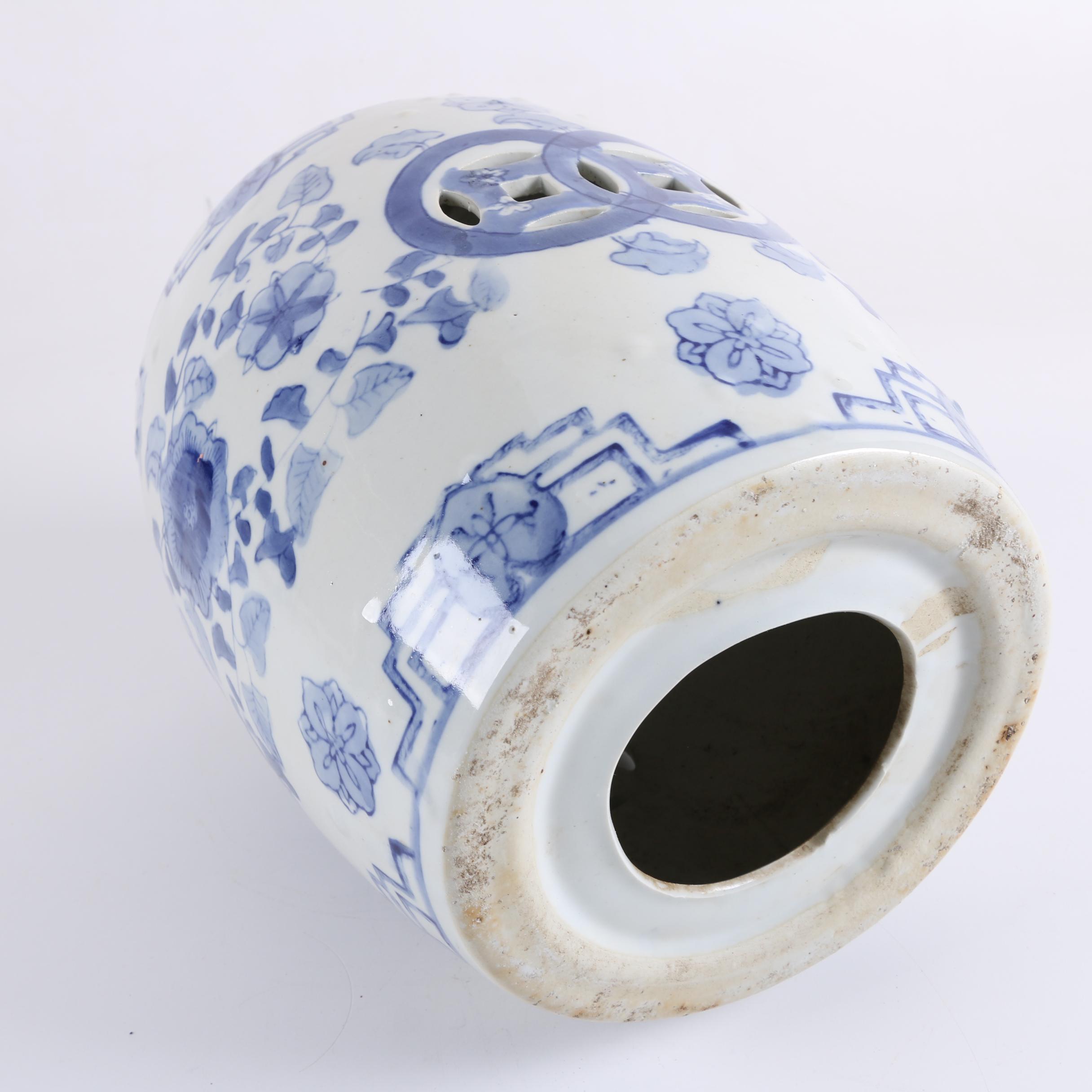 Chinese Ceramic Blue and White Stand and Vase