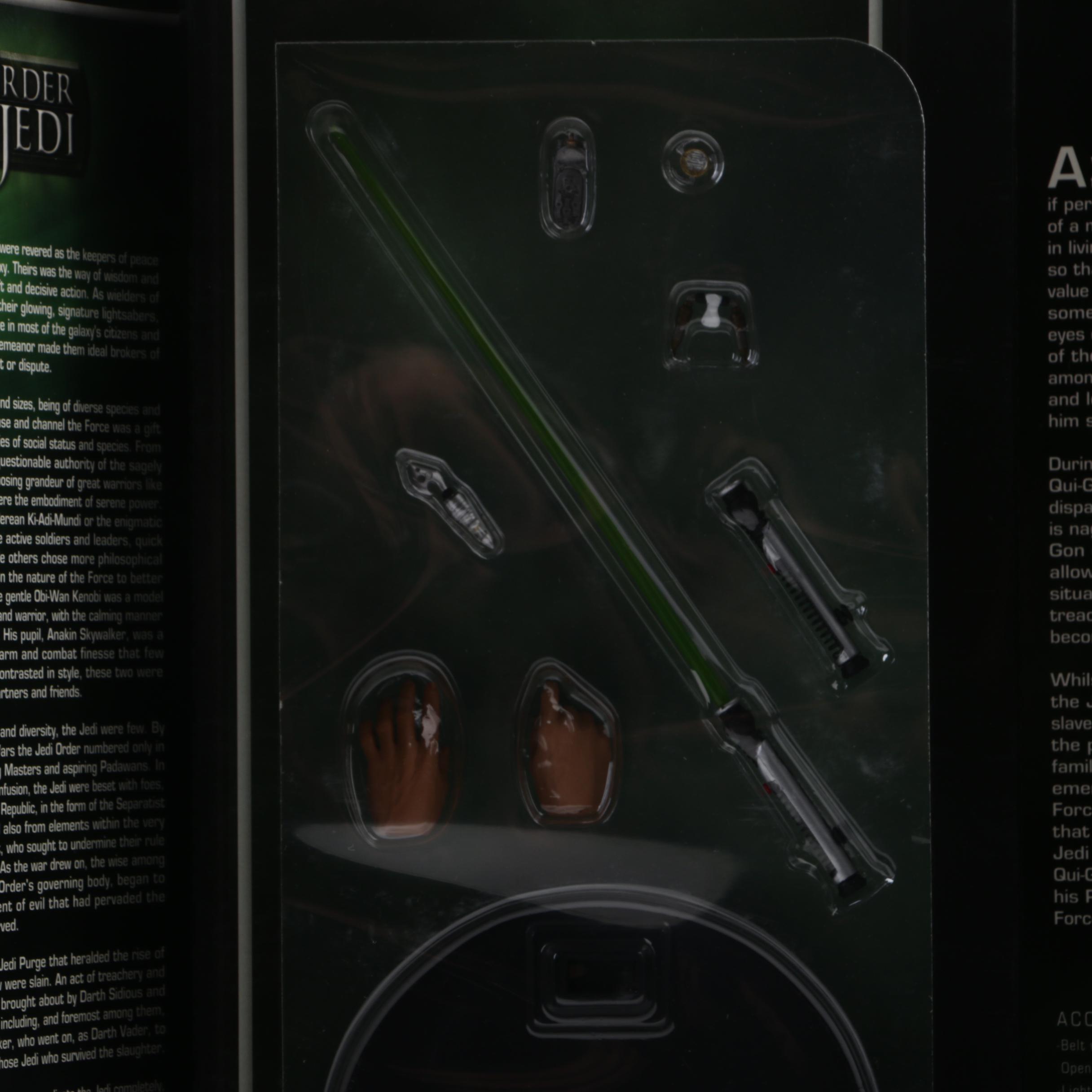 Sideshow Collectibles Star Wars Qui-Gon Jinn Collectible Action Figure