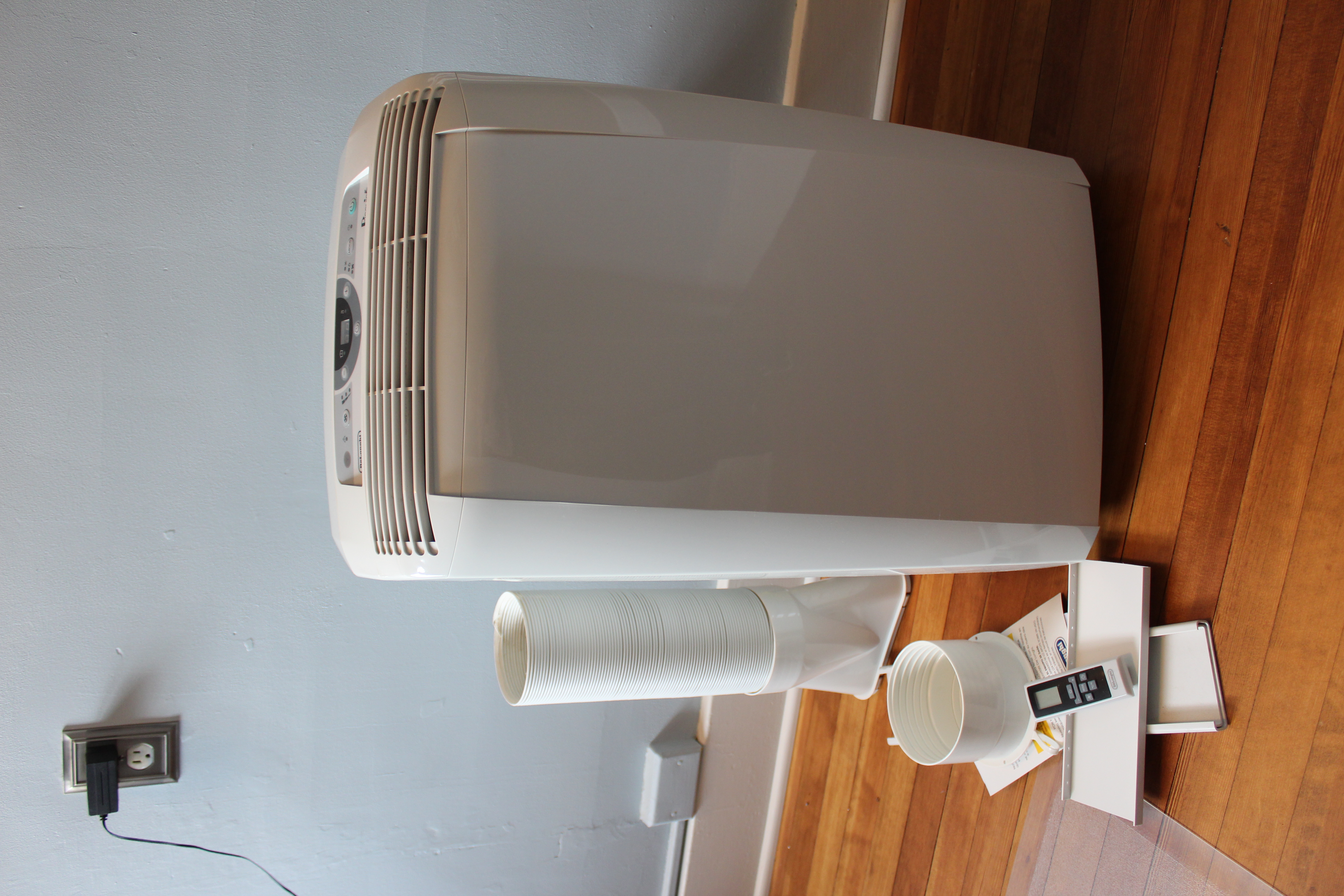 Portable DeLonghi Air Conditioning Unit