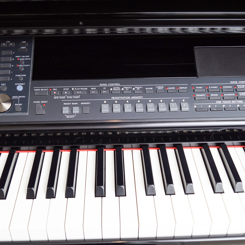 Yamaha Clavinova Electronic Baby Grand Piano