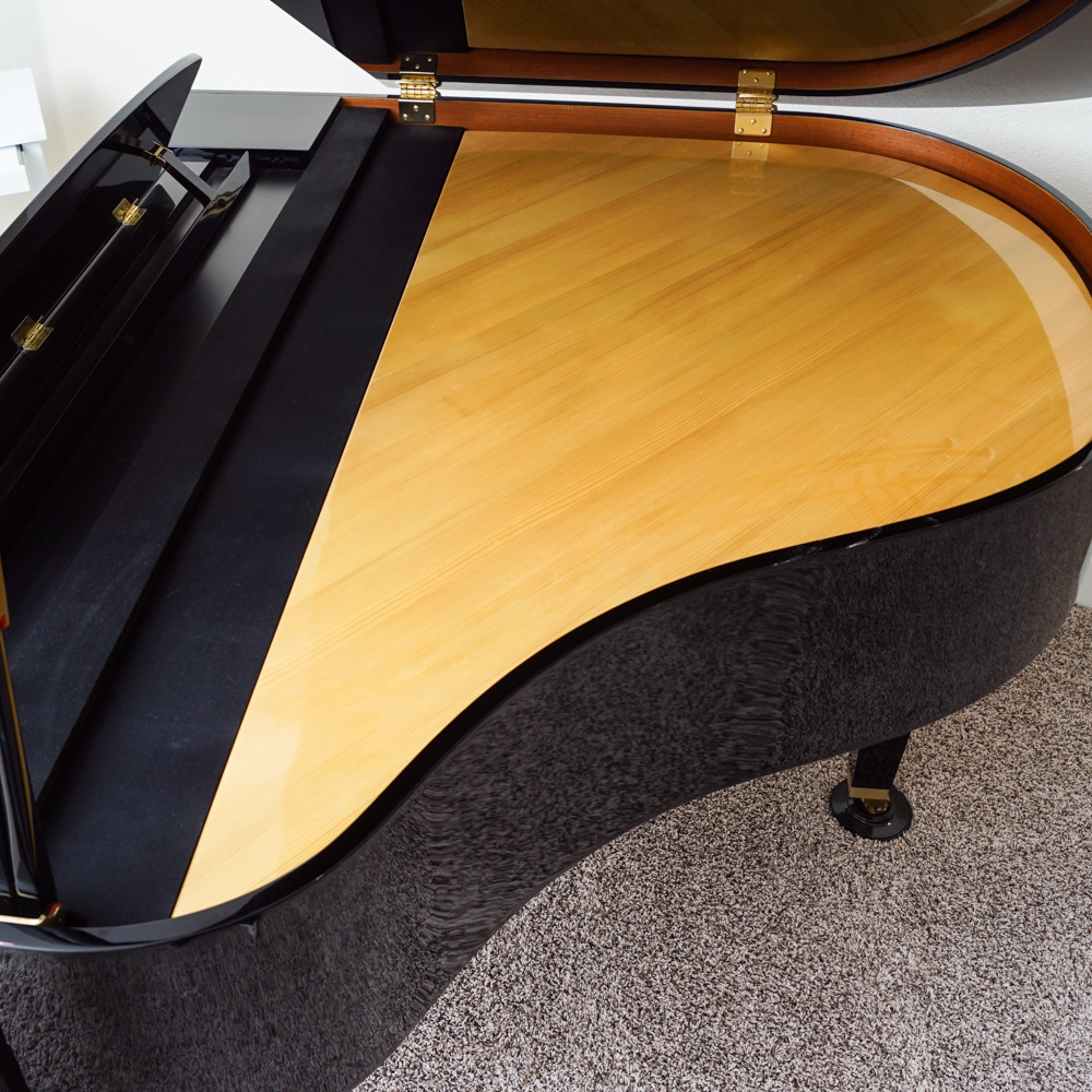 Yamaha Clavinova Electronic Baby Grand Piano