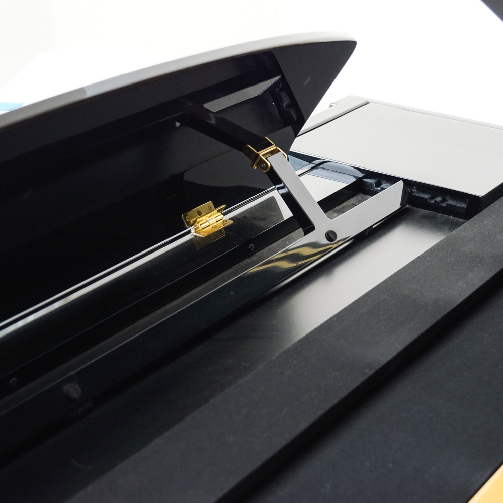 Yamaha Clavinova Electronic Baby Grand Piano