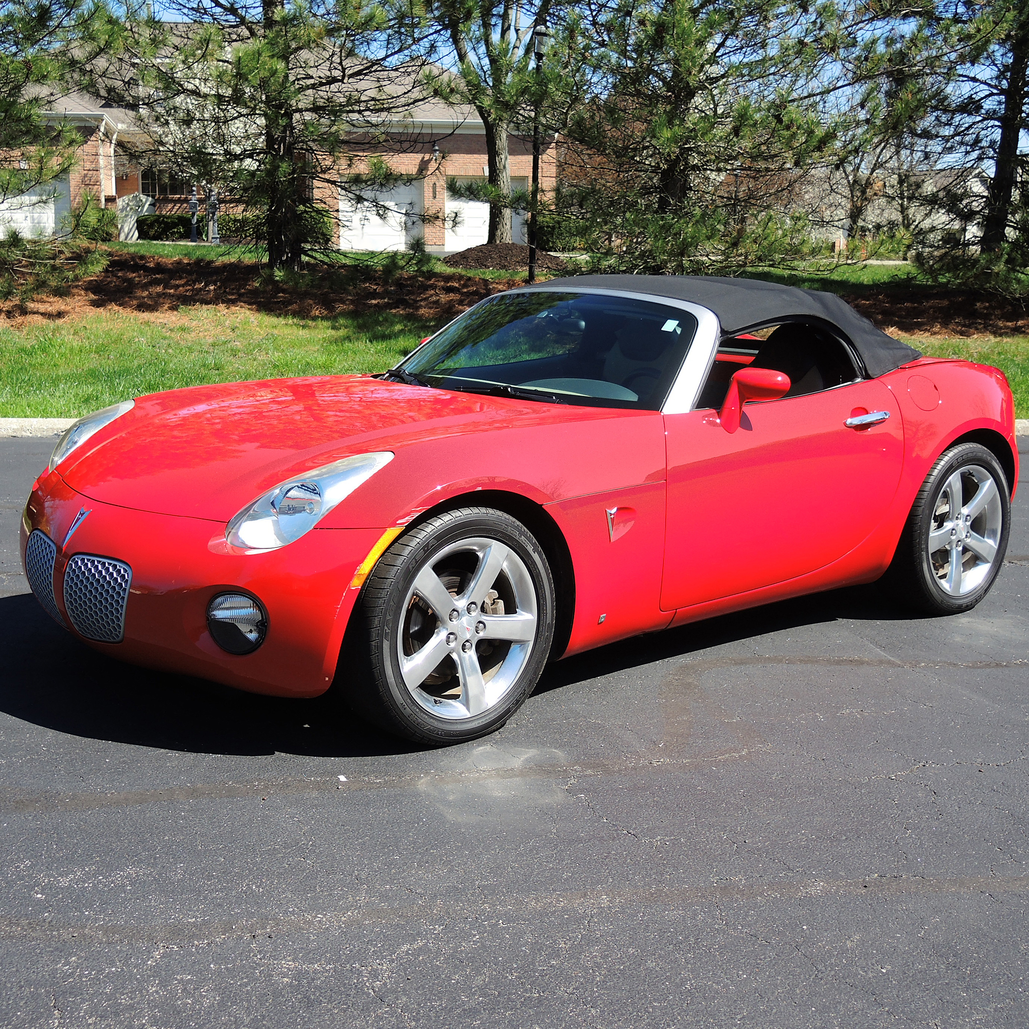 2006 Red Pontiac Solstice Convertible