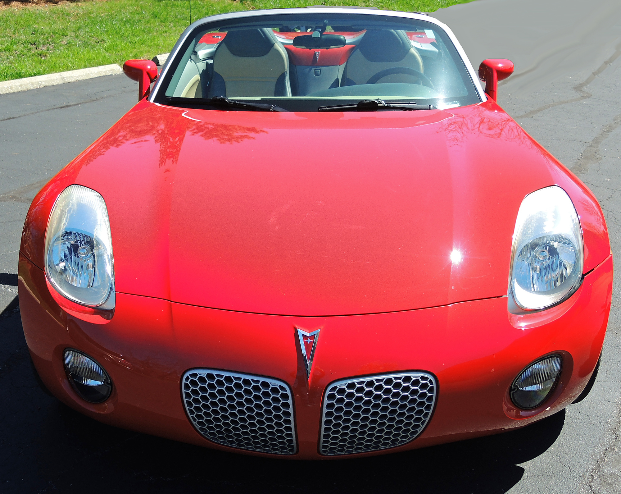 2006 Red Pontiac Solstice Convertible