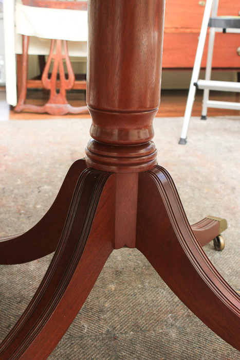 Vintage Duncan Phyfe Style Mahogany Dining Table
