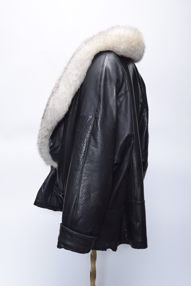 Women's Vintage G3 Leather Coat with Blue Fox Fur Collar
