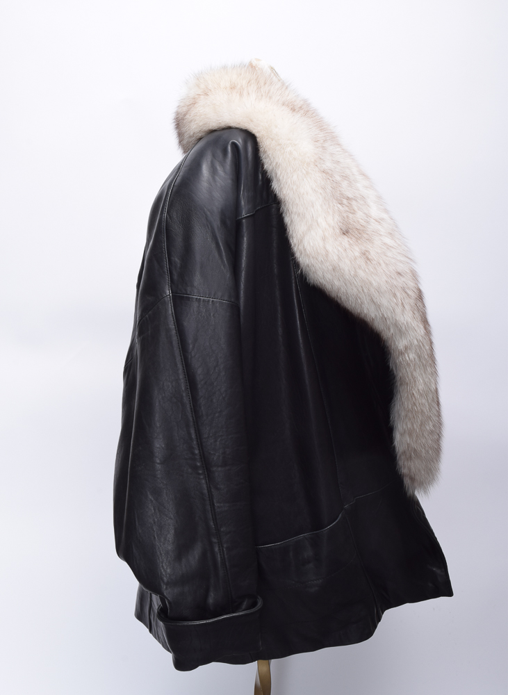 Women's Vintage G3 Leather Coat with Blue Fox Fur Collar