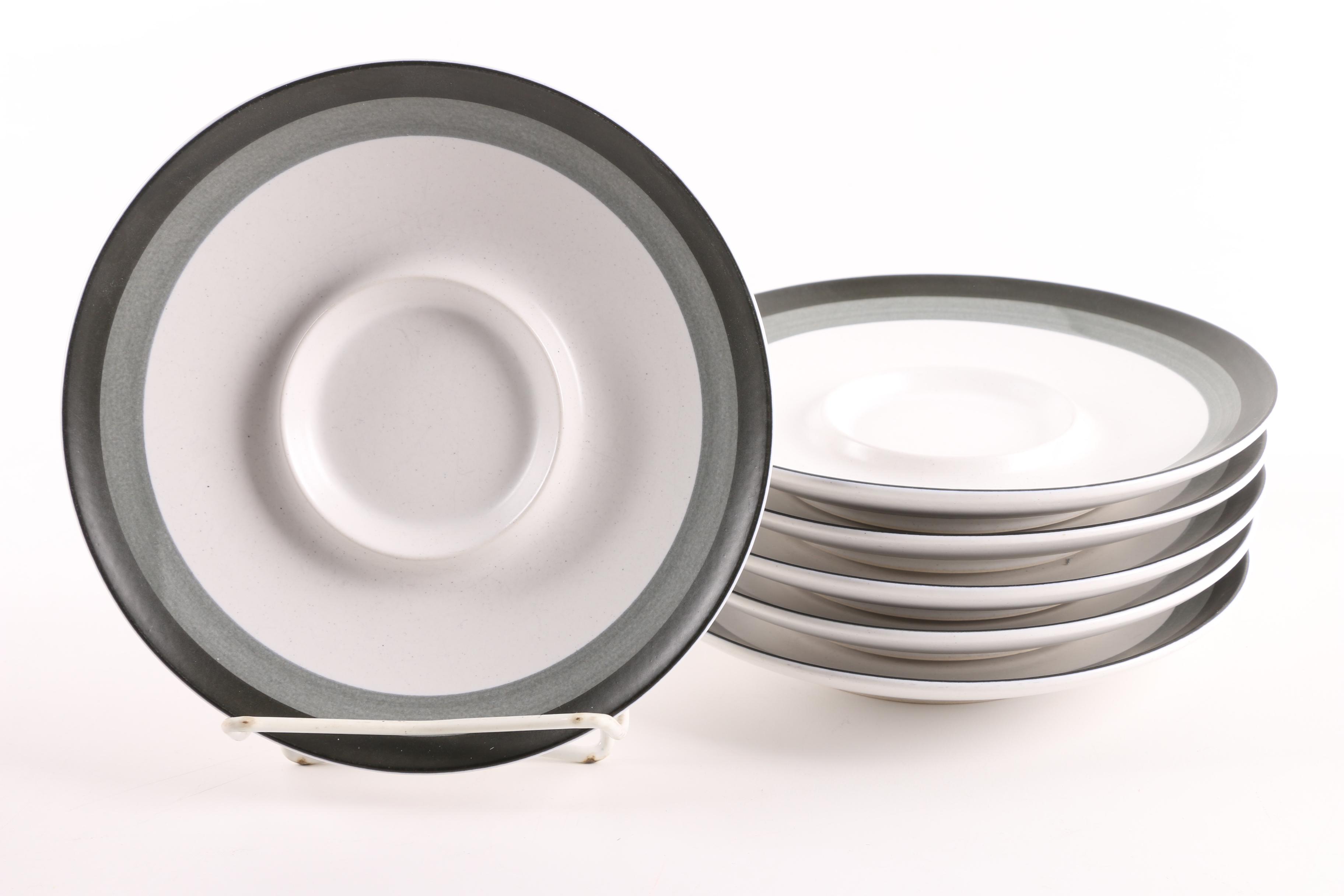 Kasuga by Showa Arrowstone "Black Foot" Dinnerware