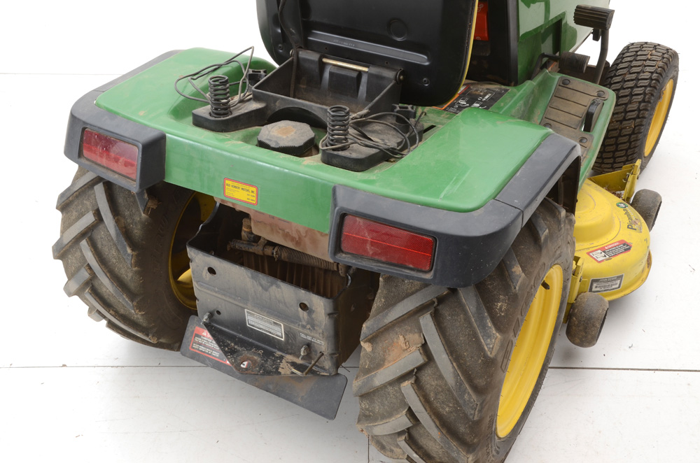 John Deere GT275 Mulching Riding Mower