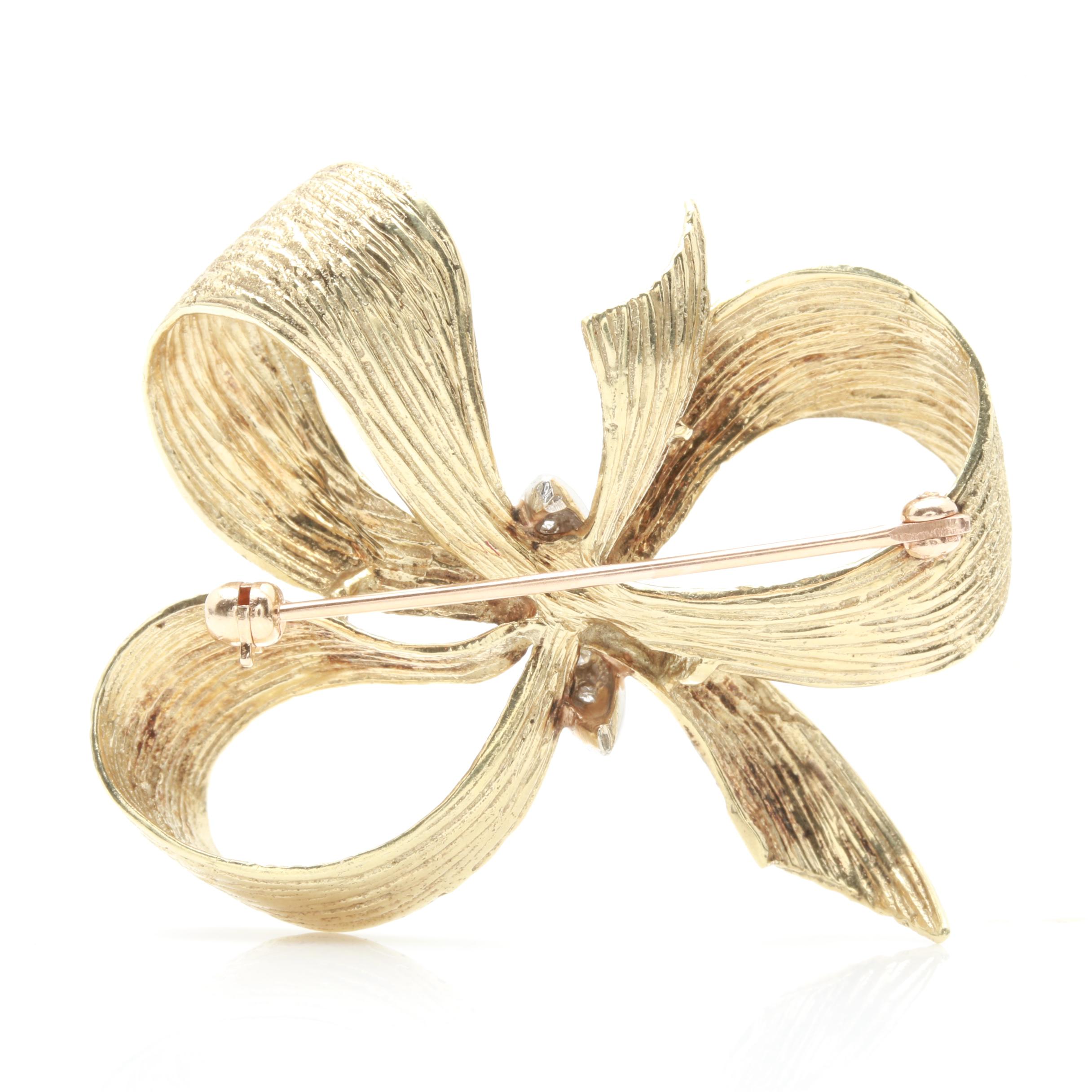Retro Modern 14K Yellow Gold Glitter Texture Diamond Bow Brooch