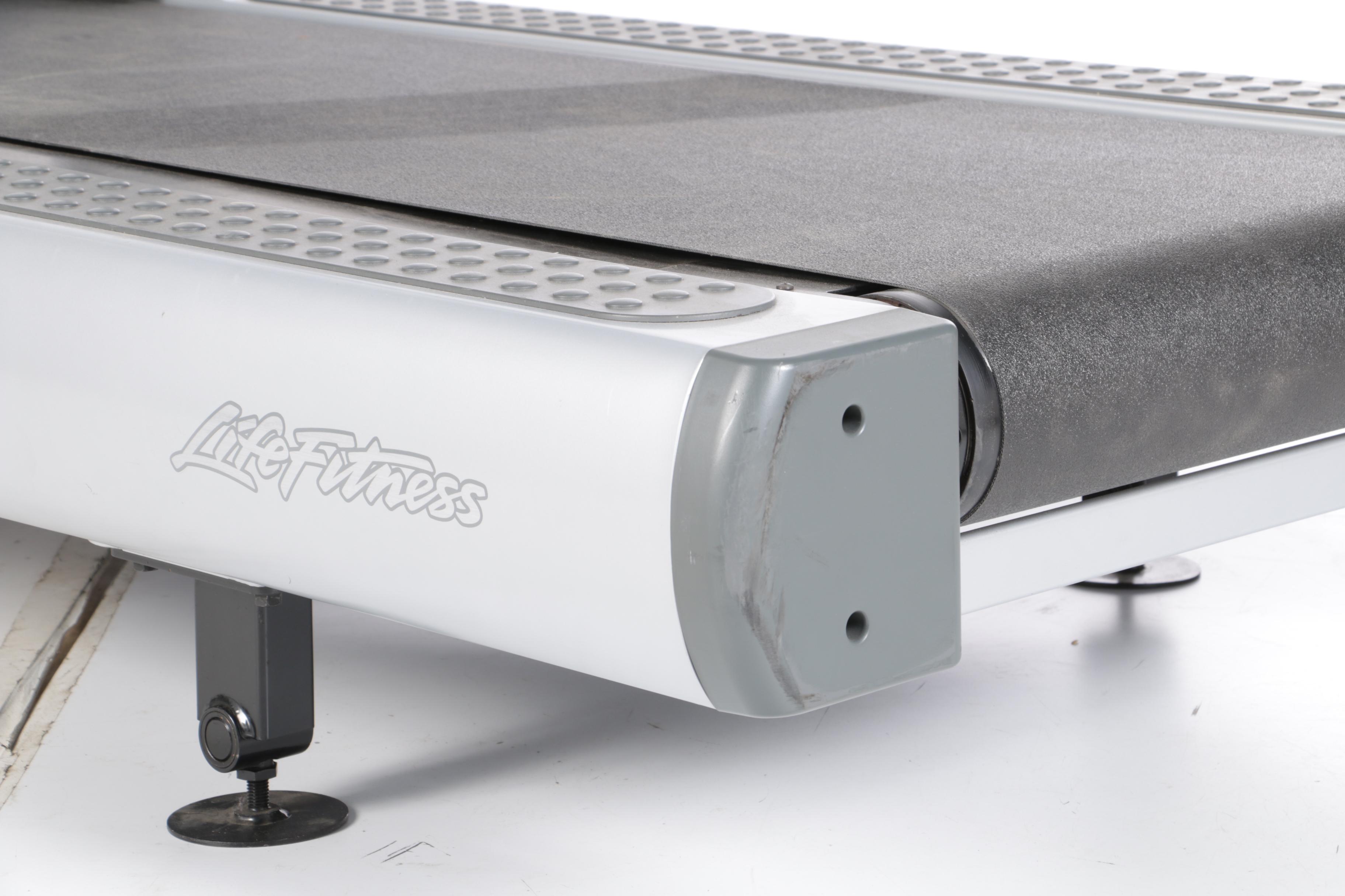 Life Fitness 97Ti Treadmill