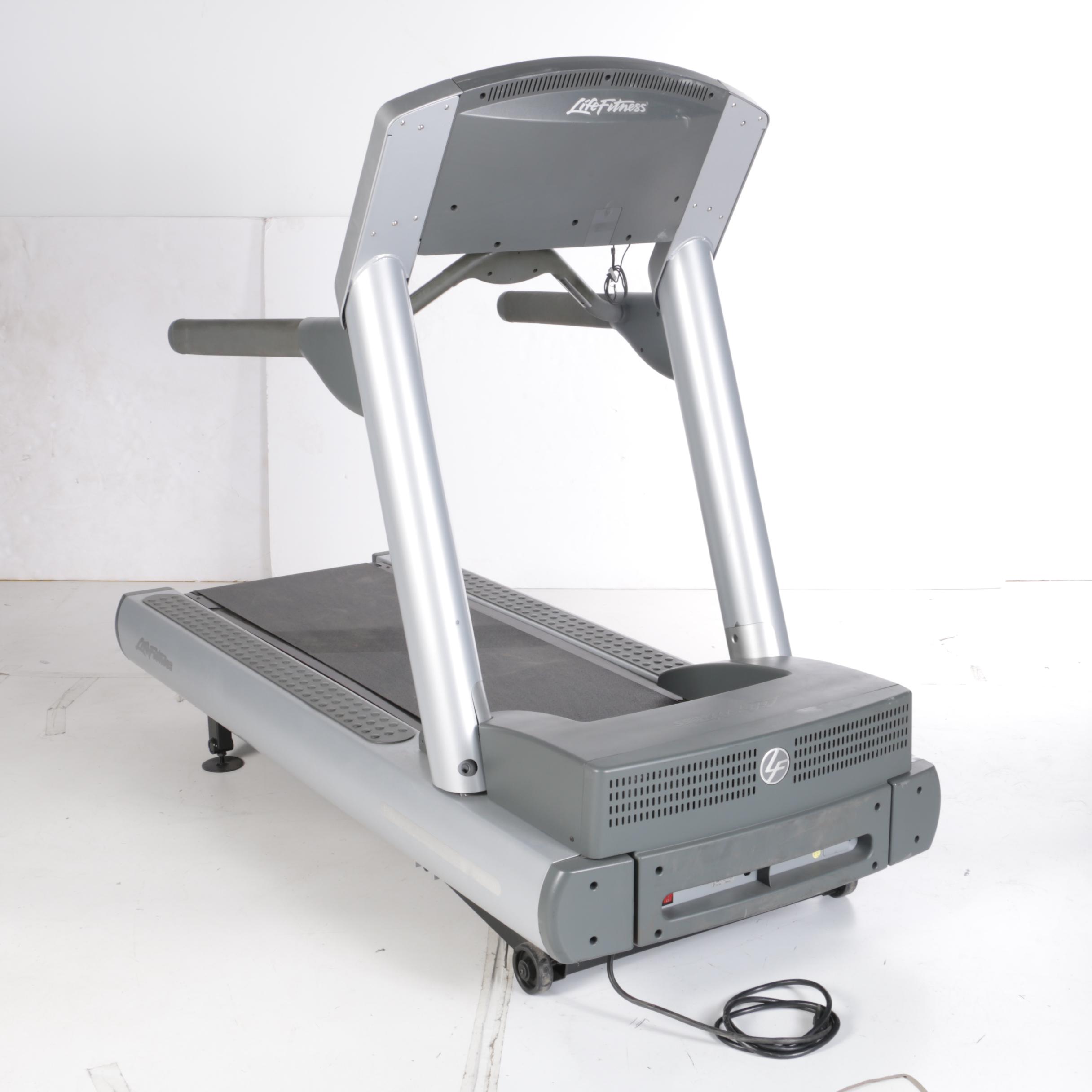 Life Fitness 97Ti Treadmill