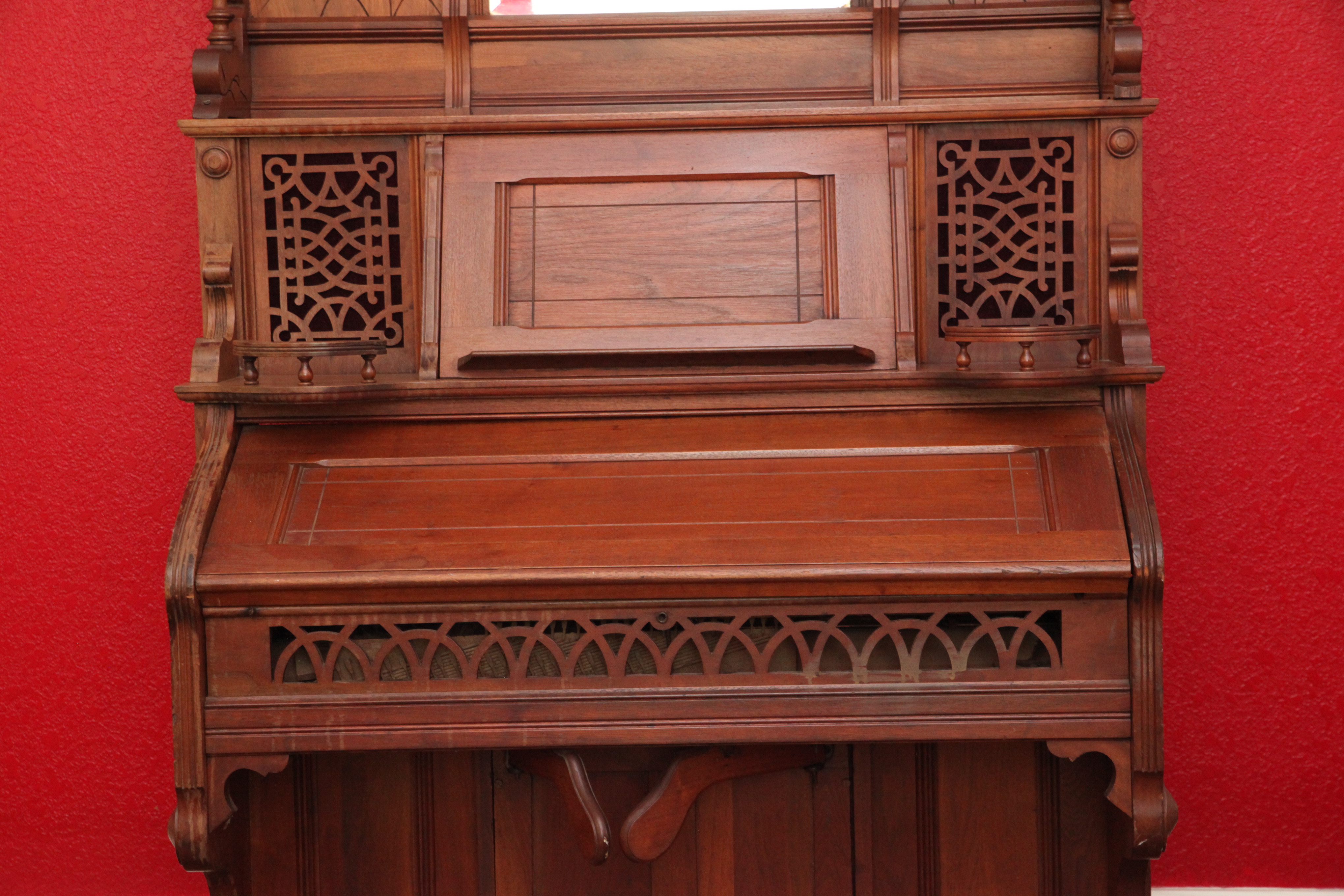 Antique Eastlake Camp & Company Pump Organ