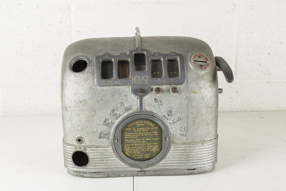 Vintage "Reel 21" Blackjack Machine