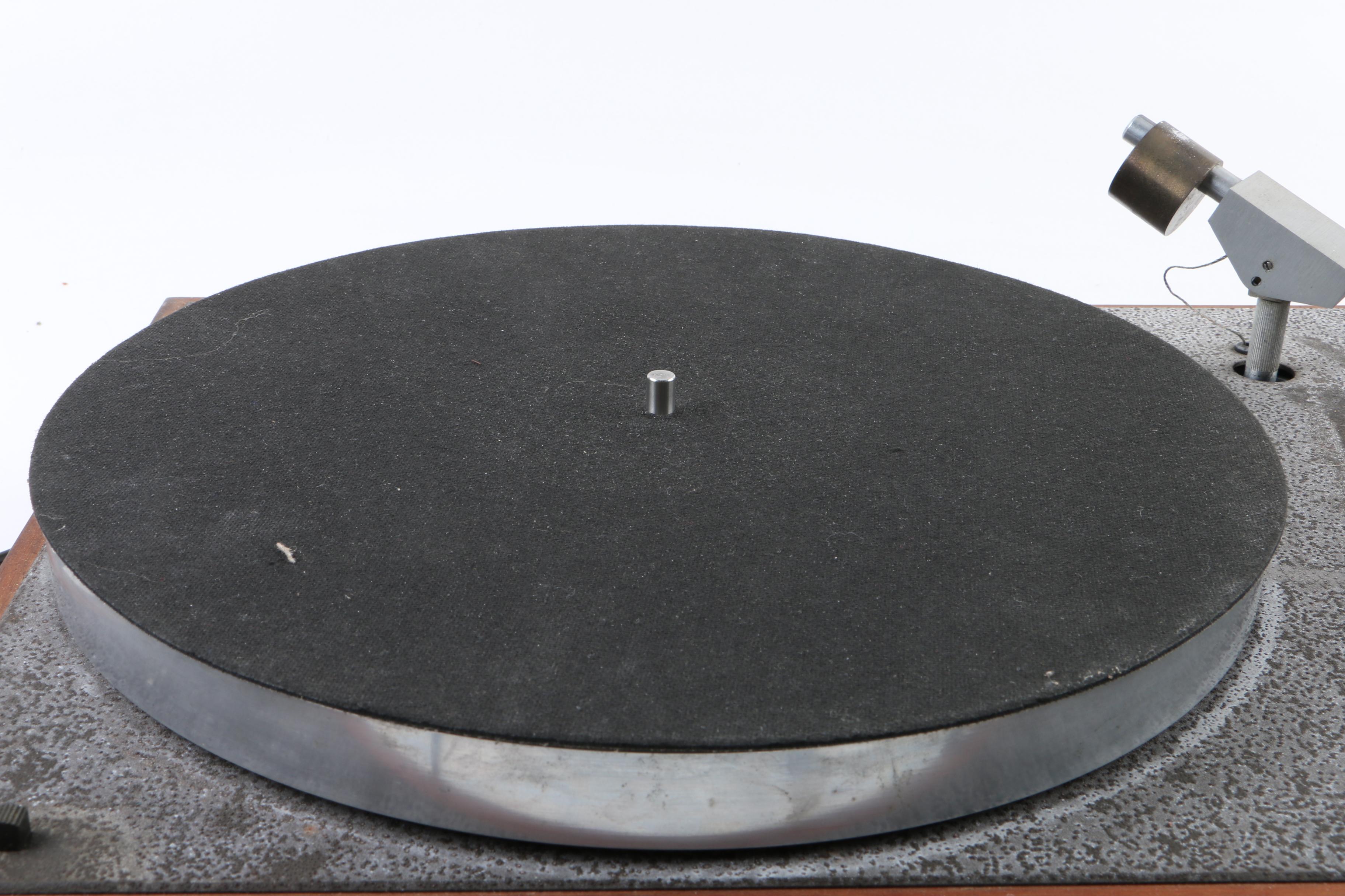 AR turntable
