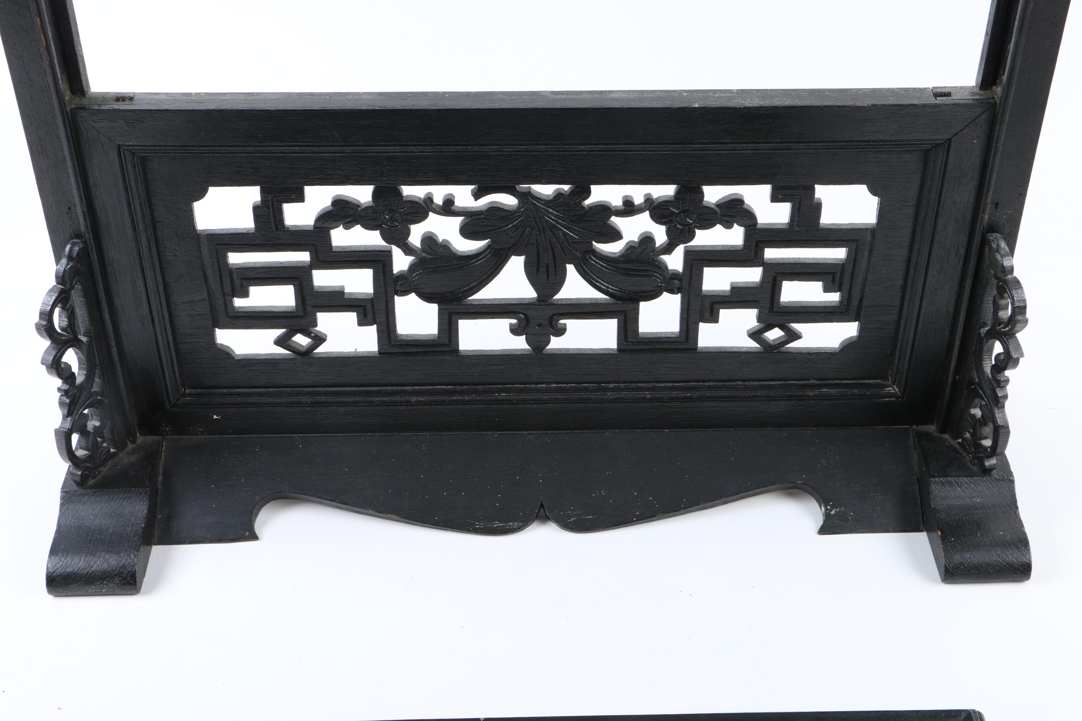 Chinese Porcelain and Wood Table Screen