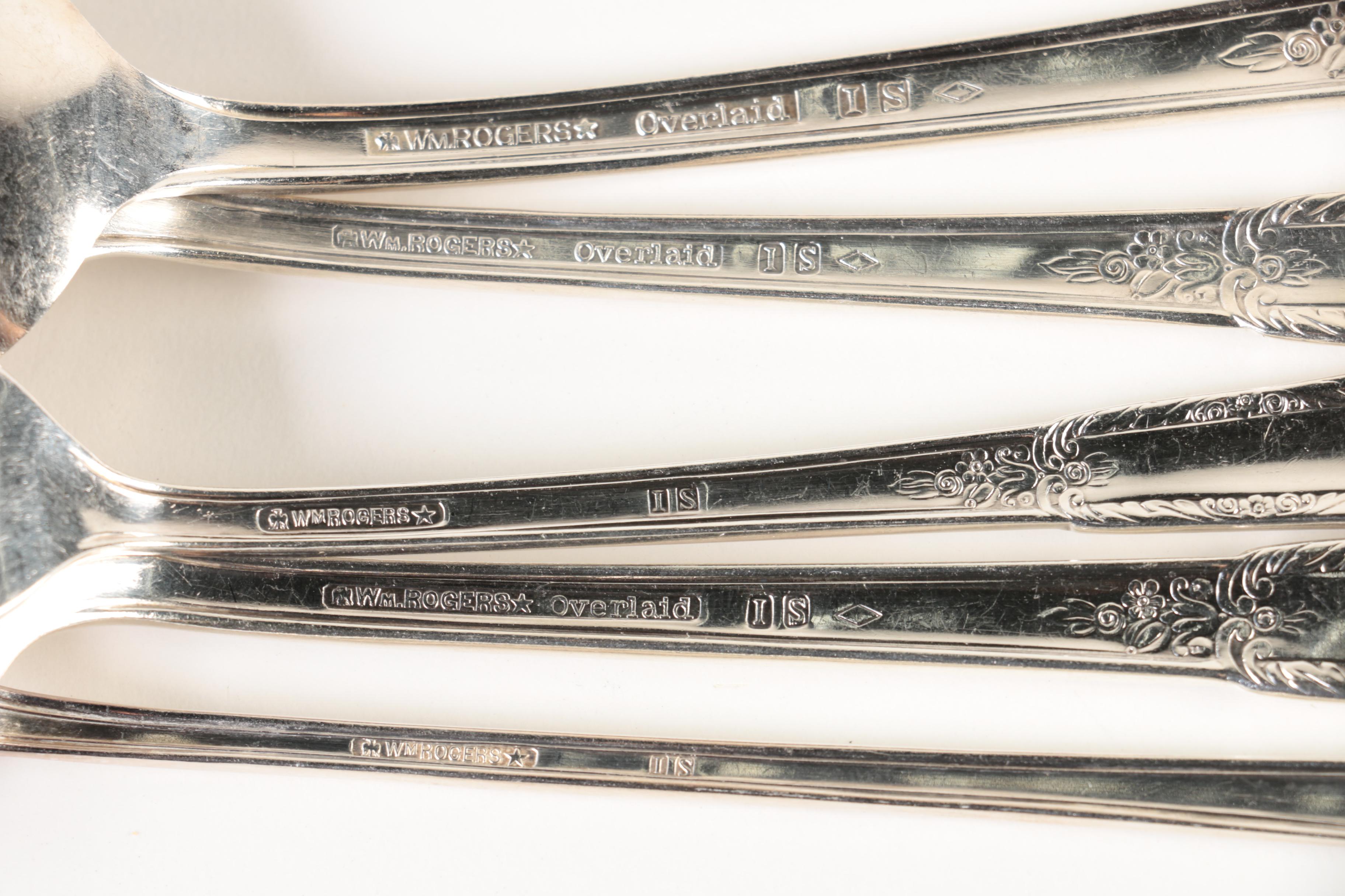 Wm. Rogers "Treasure" Silver Plate Flatware Set with Chest