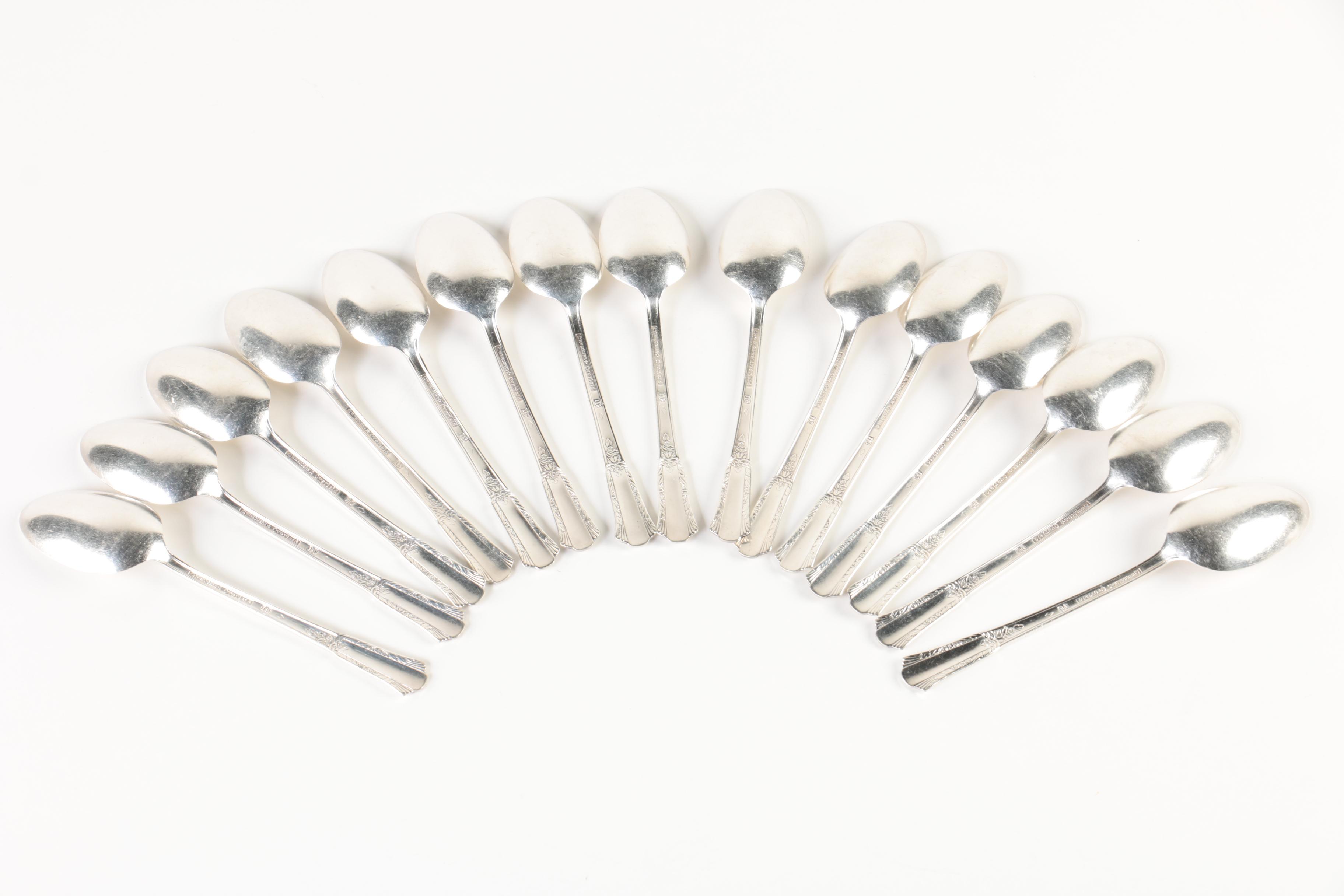 Wm. Rogers "Treasure" Silver Plate Flatware Set with Chest