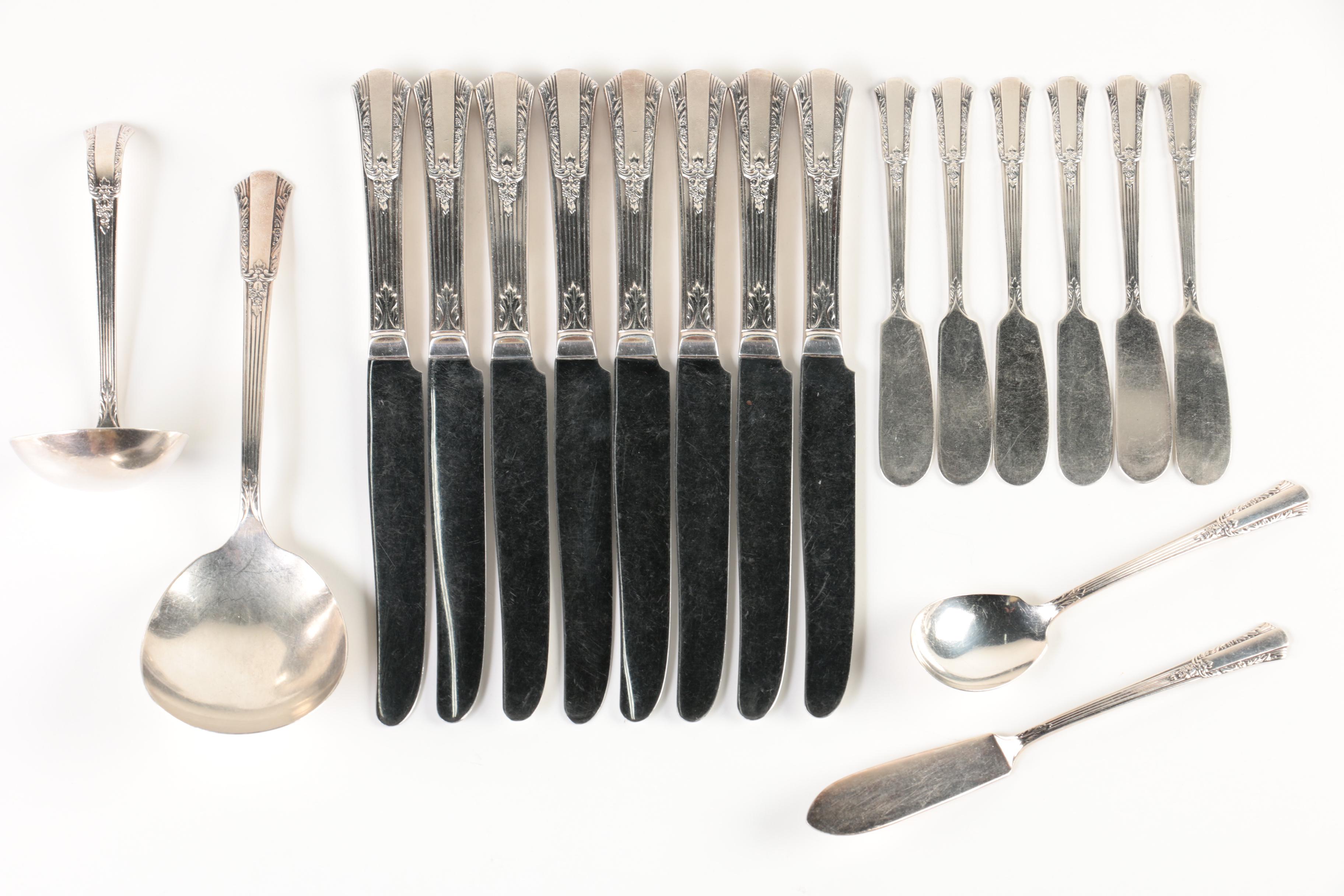 Wm. Rogers "Treasure" Silver Plate Flatware Set with Chest