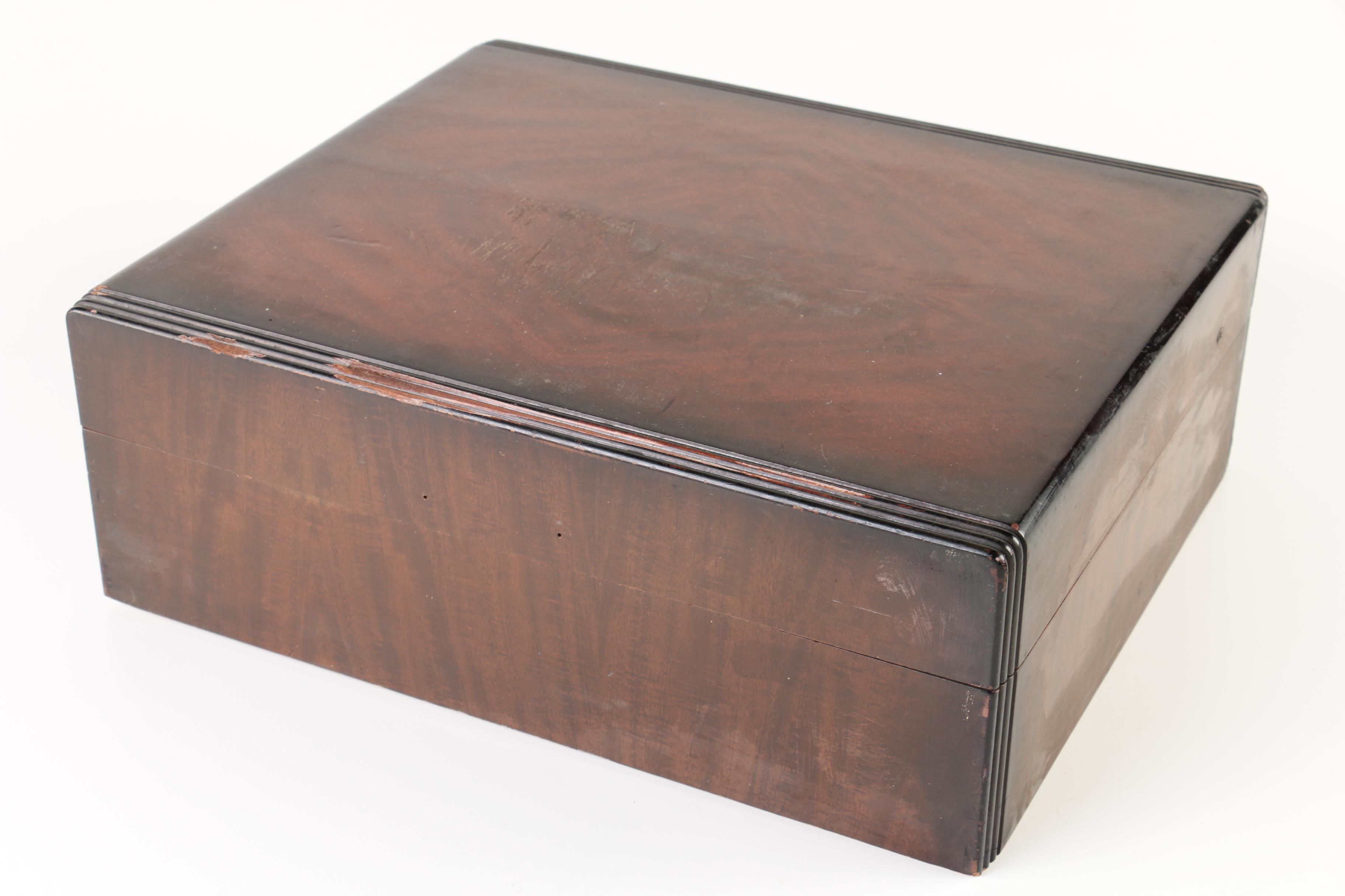 Wm. Rogers "Treasure" Silver Plate Flatware Set with Chest