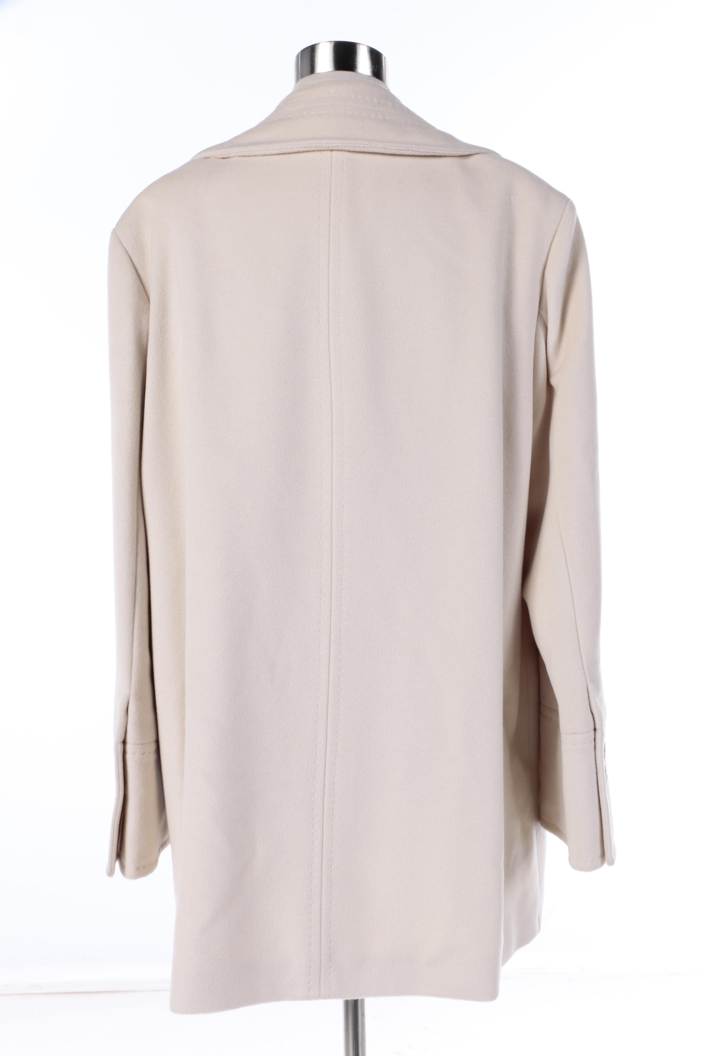 Women's Louis Fèraud Off-White Wool Coat