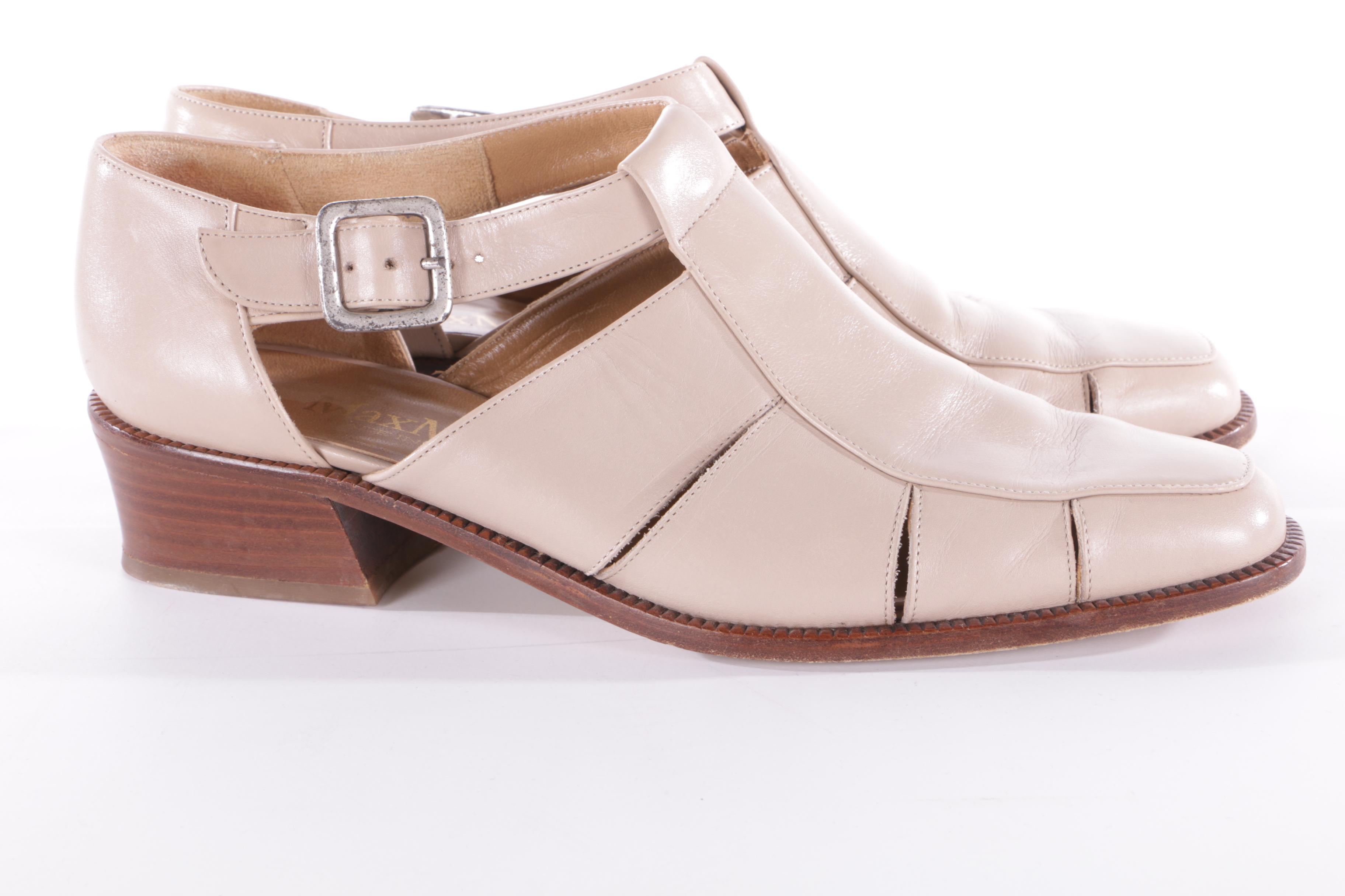 Women's Max Mara Black Wool Lightweight Long Jacket and Beige Leather Shoes