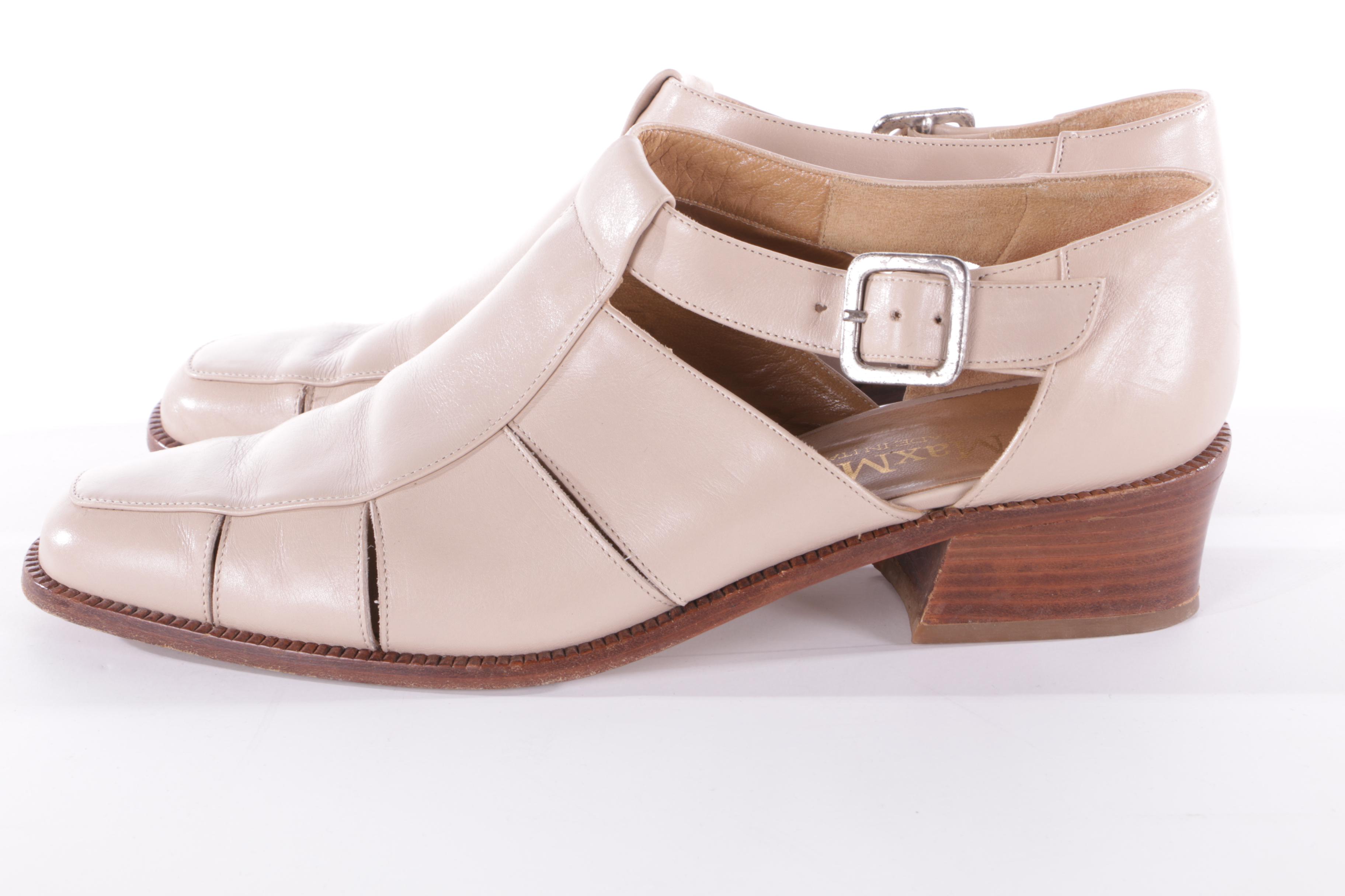 Women's Max Mara Black Wool Lightweight Long Jacket and Beige Leather Shoes