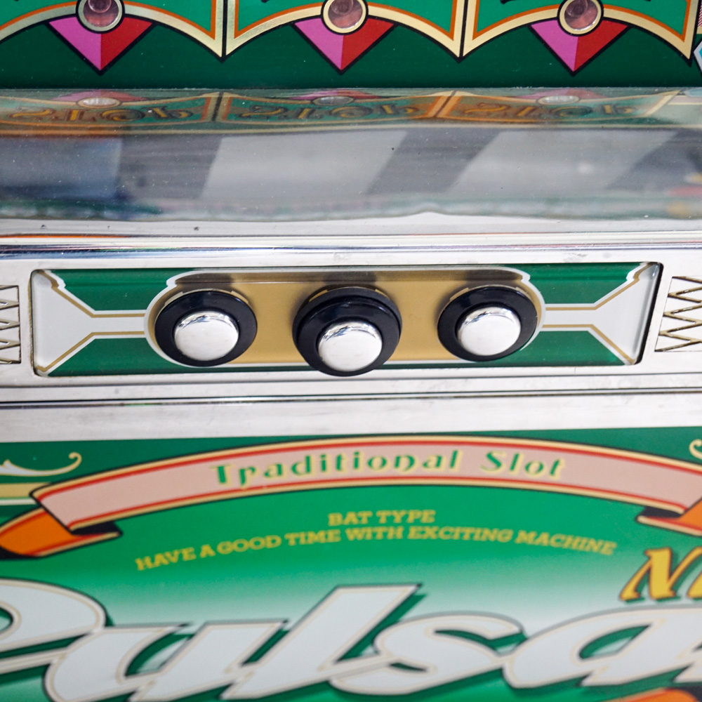 "Pulsar Extra" Slot Machine
