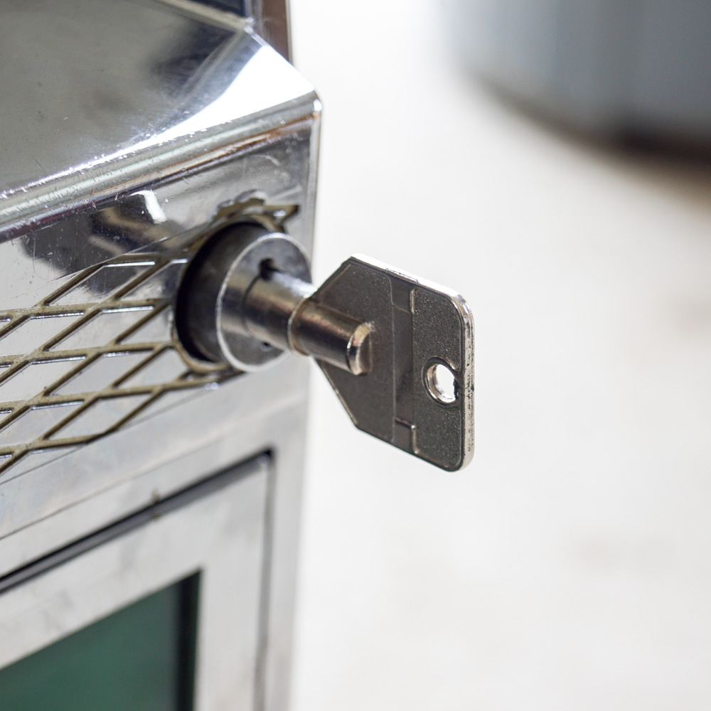 "Pulsar Extra" Slot Machine