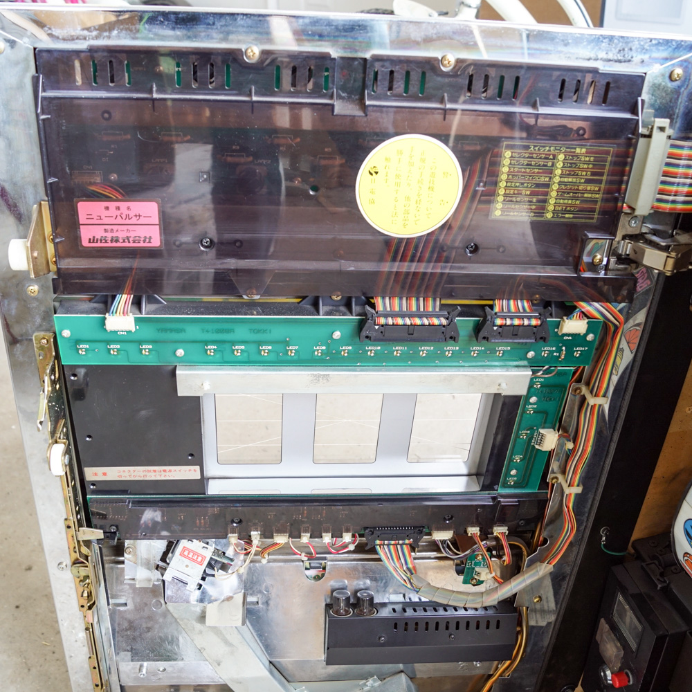 "Pulsar Extra" Slot Machine