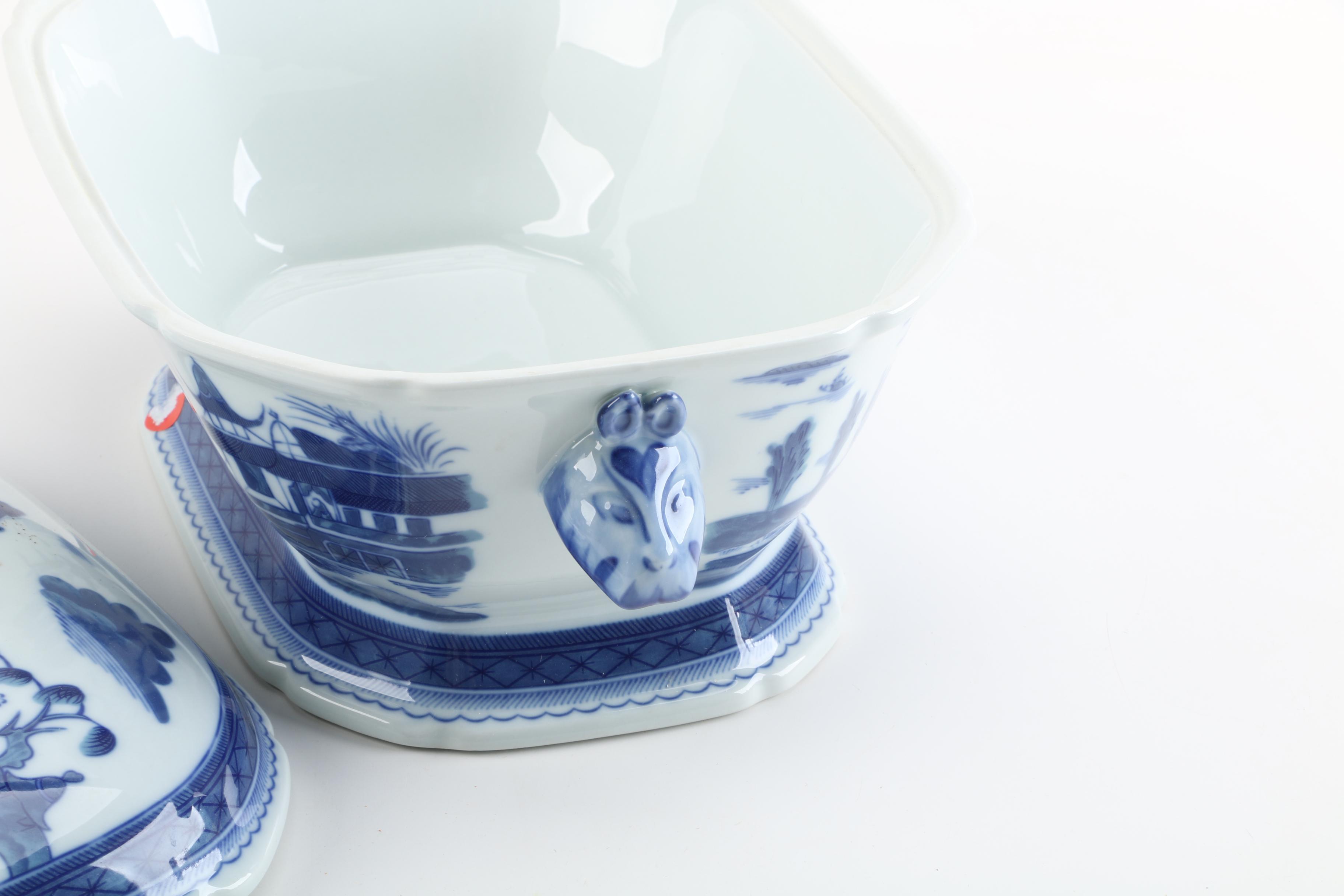 Mottahedeh "Blue Canton" Octagonal Lidded Tureen and Vase