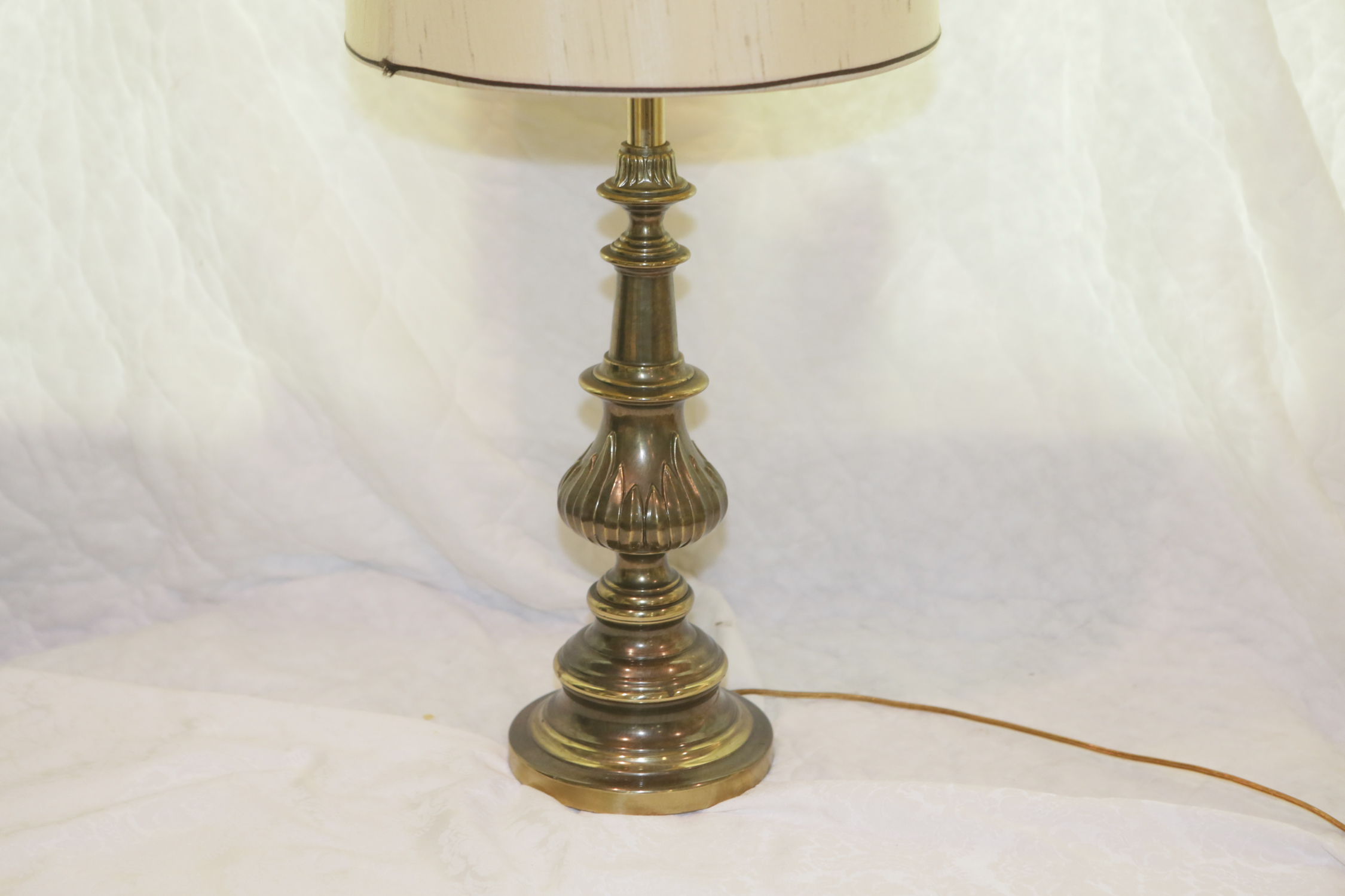 Vintage Gold Tone Table Lamp