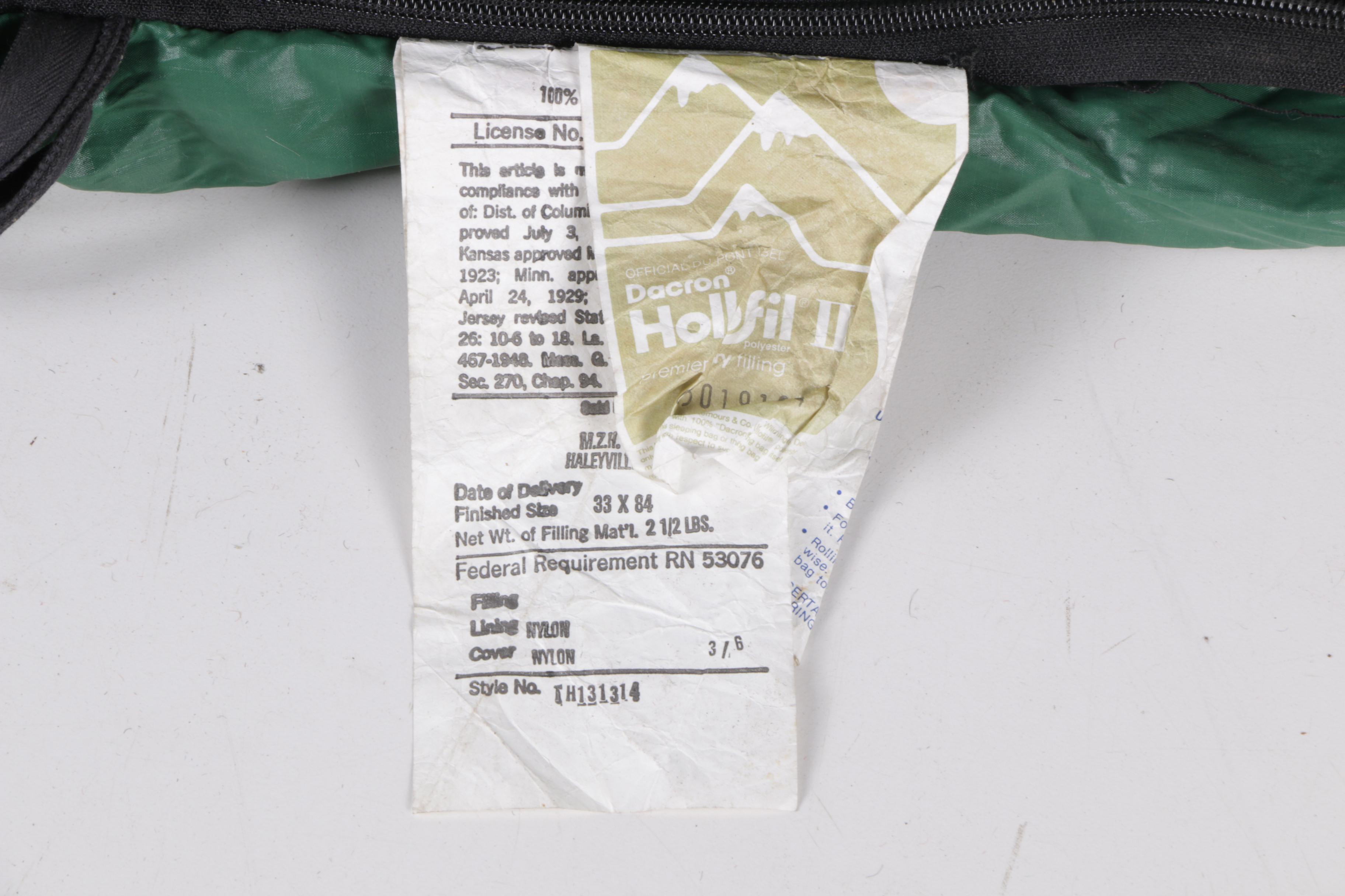 Dacron Hollofil II Sleeping Bag