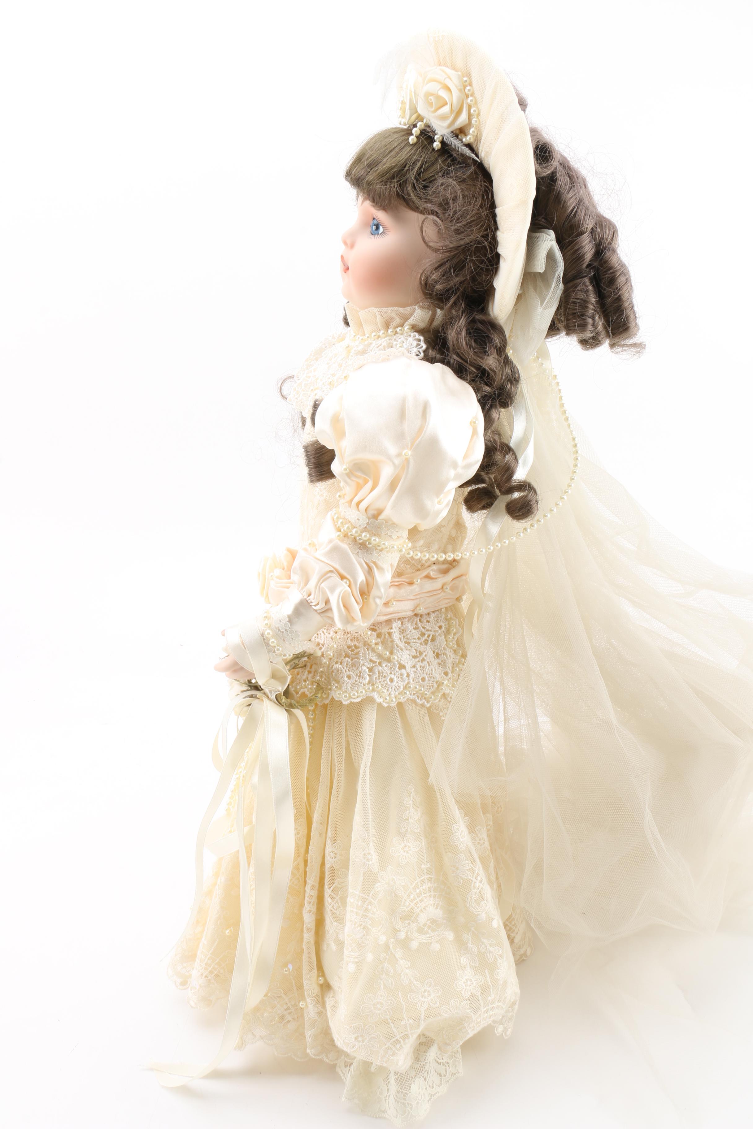 Franklin Heirloom "Bébé Bru Victorian Bride" Porcelain Doll