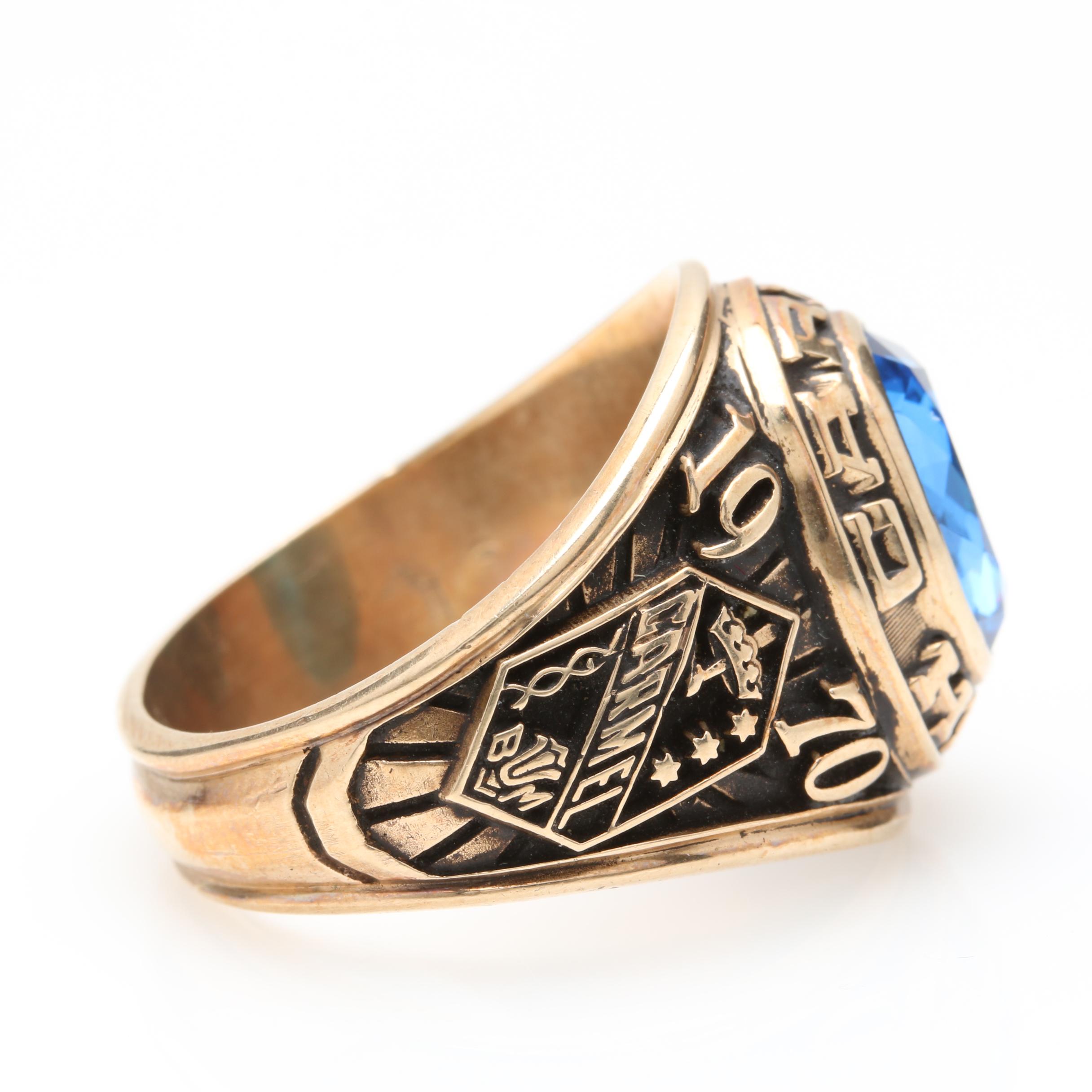 Balfour 10K Yellow Gold Synthetic Spinel Class Ring
