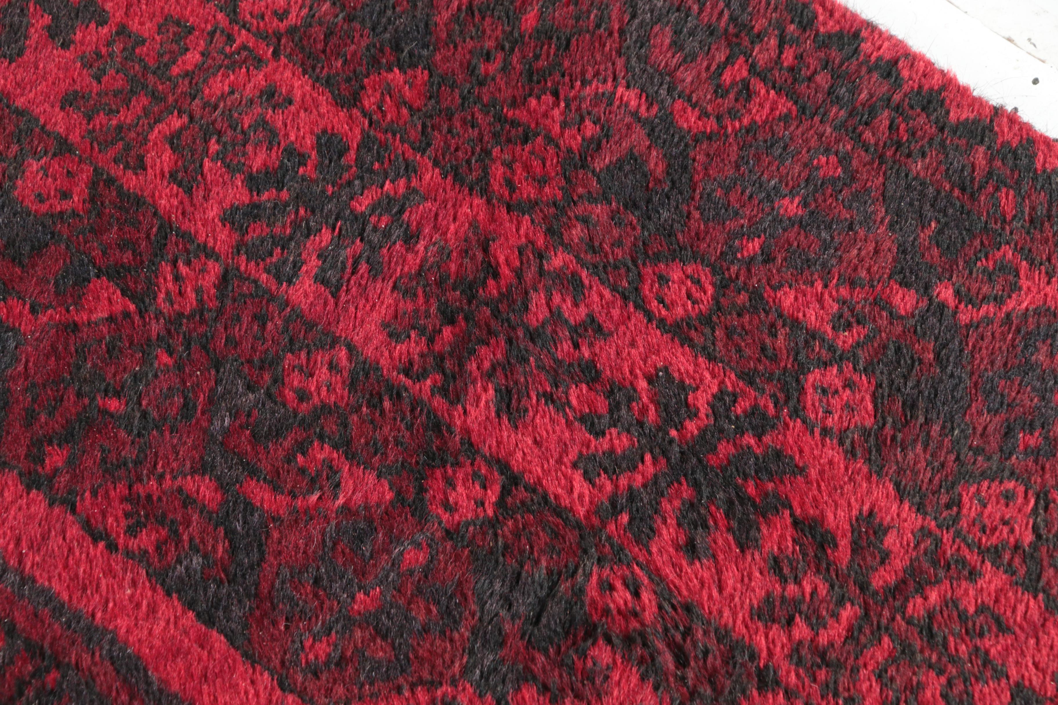 Hand-Knotted Turkmen Ersari Bohkara Style Wool Area Rug