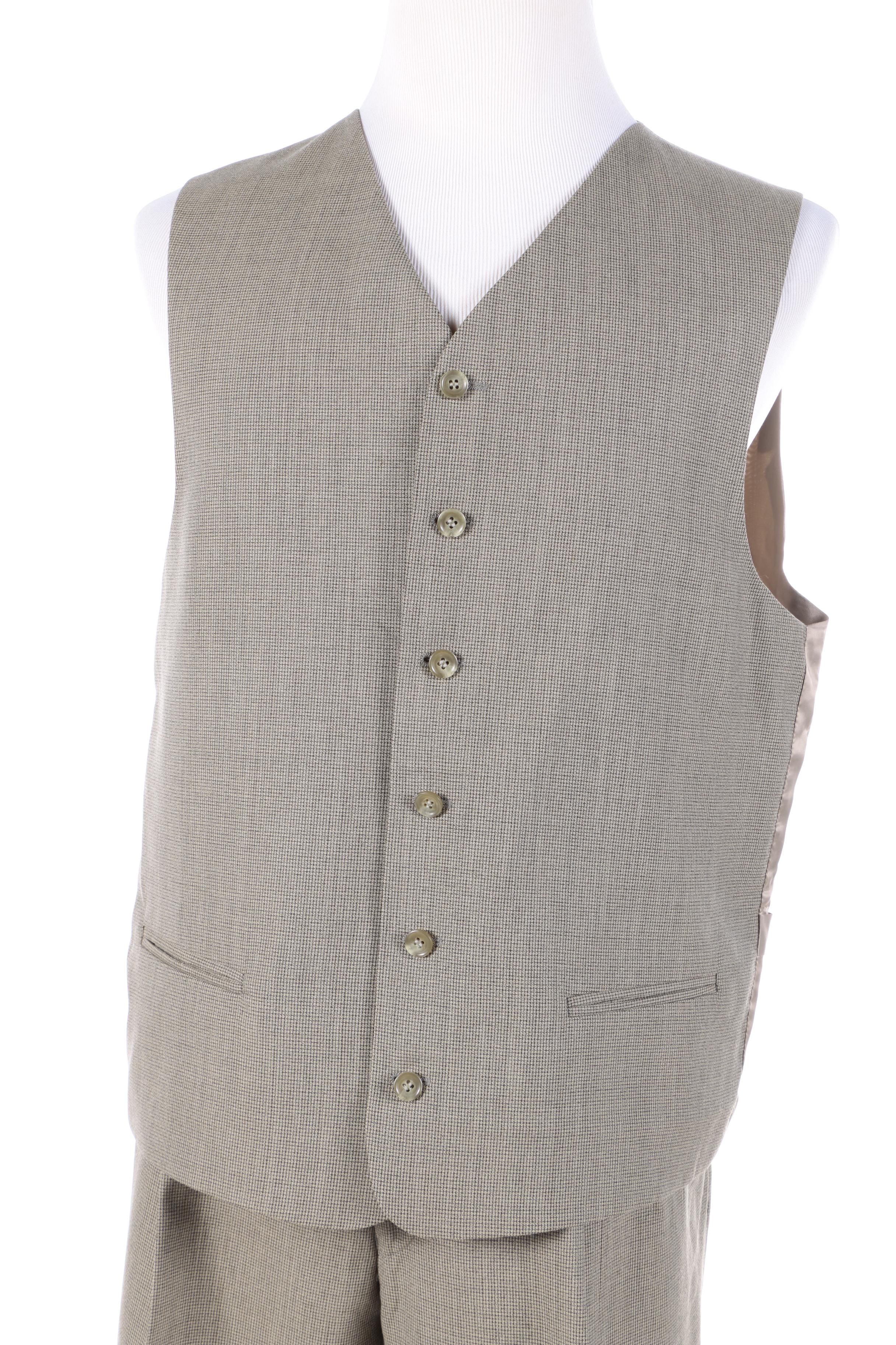 Men's Jhanes Barnes and Mark Shale Wool Tweed Suits