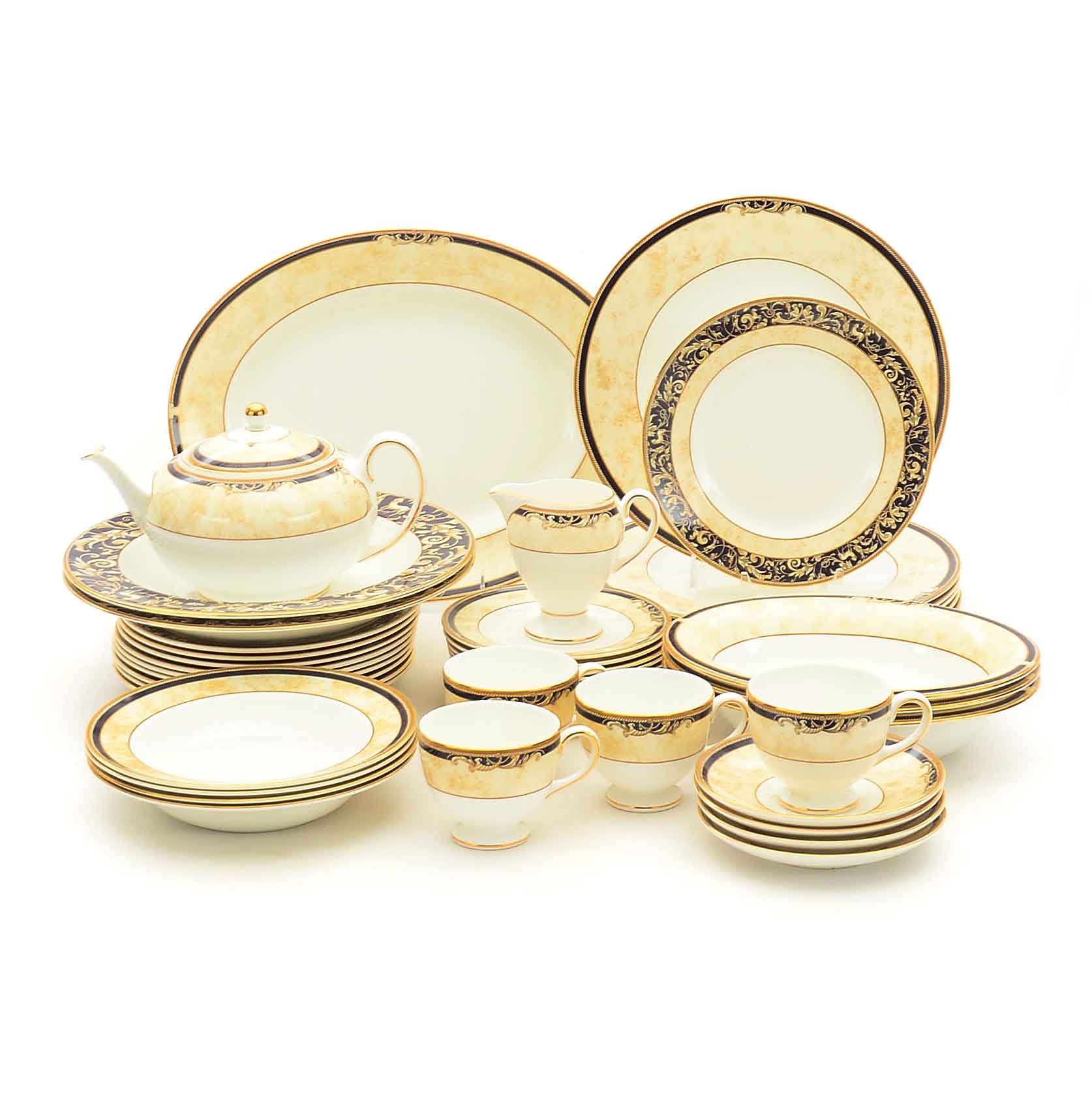 Wedgwood "Cornucopia" China Set