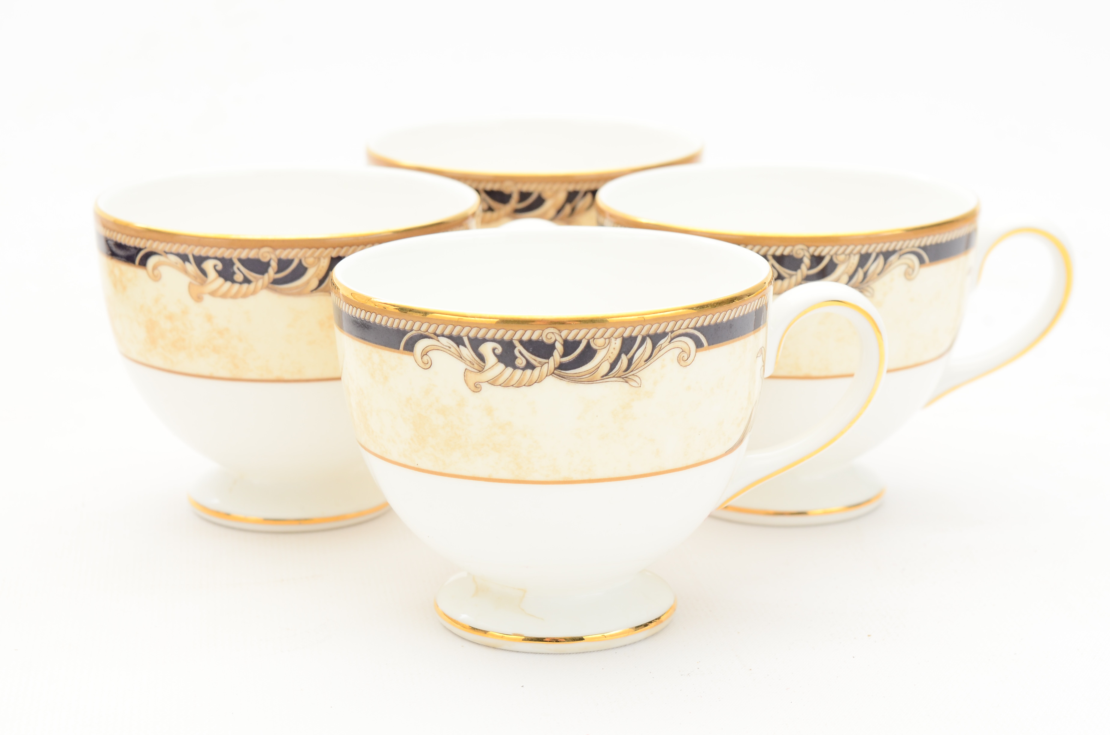 Wedgwood "Cornucopia" China Set