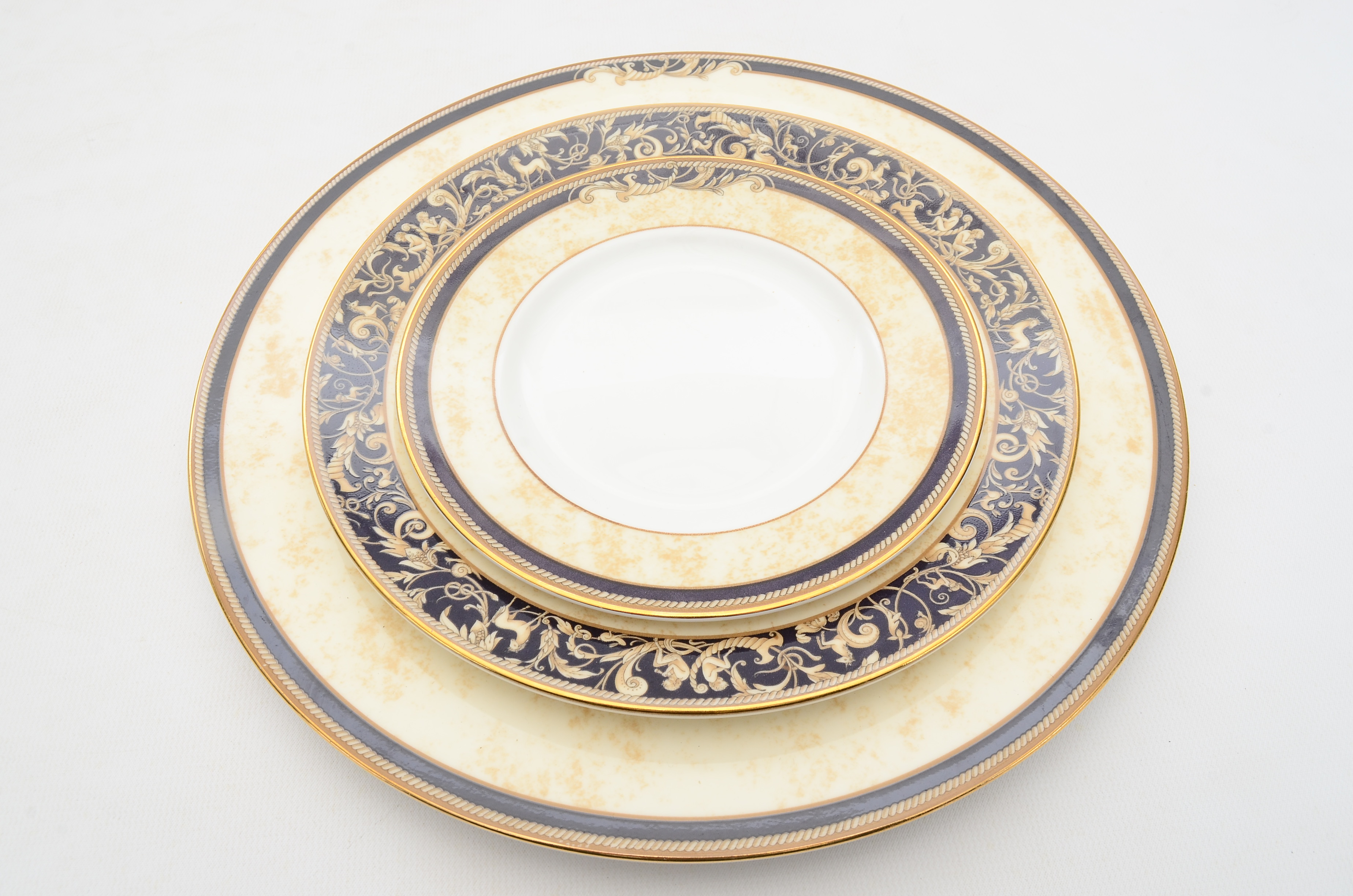 Wedgwood "Cornucopia" China Set