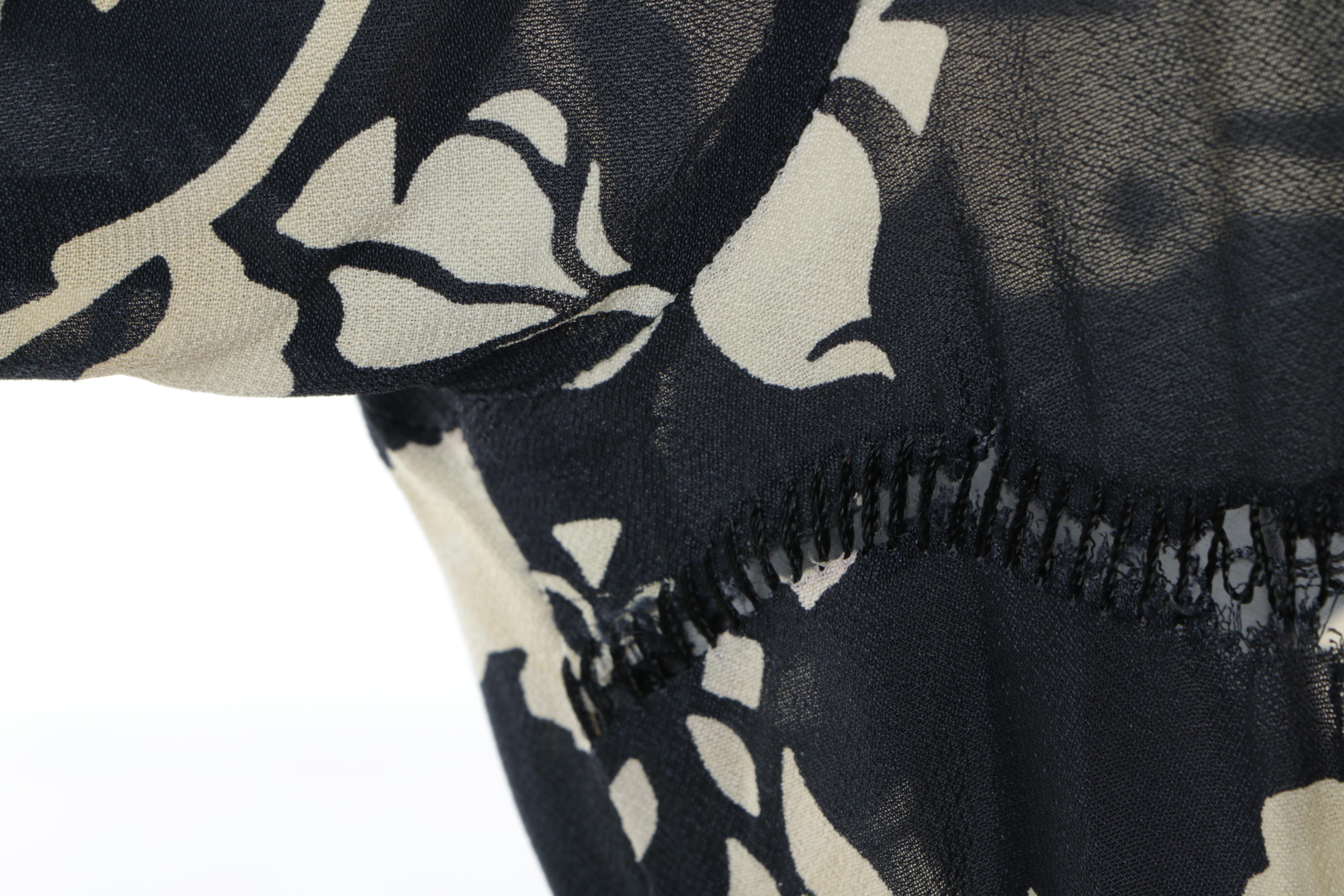 Circa 1950s Vintage Floral Print Day Dress