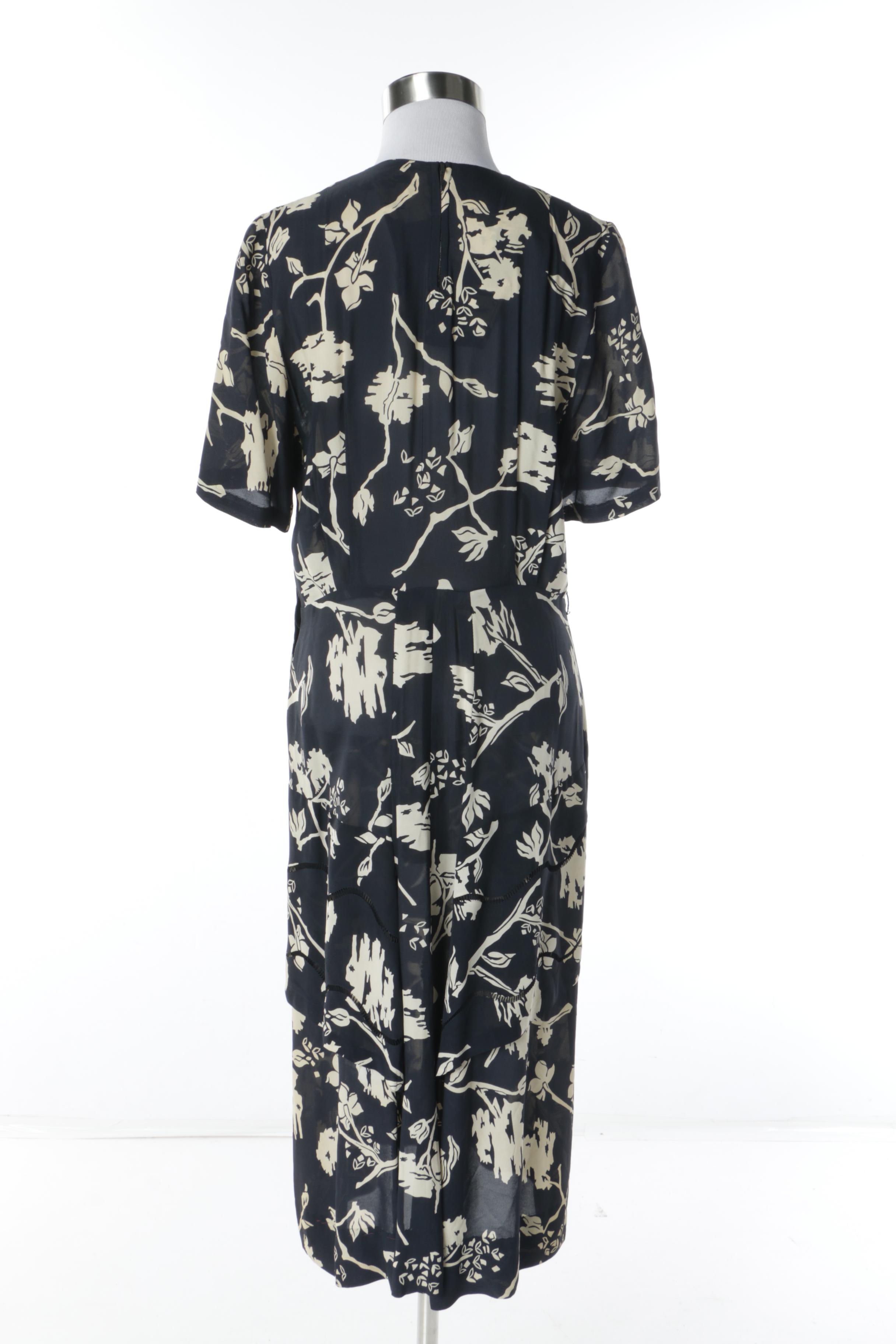 Circa 1950s Vintage Floral Print Day Dress