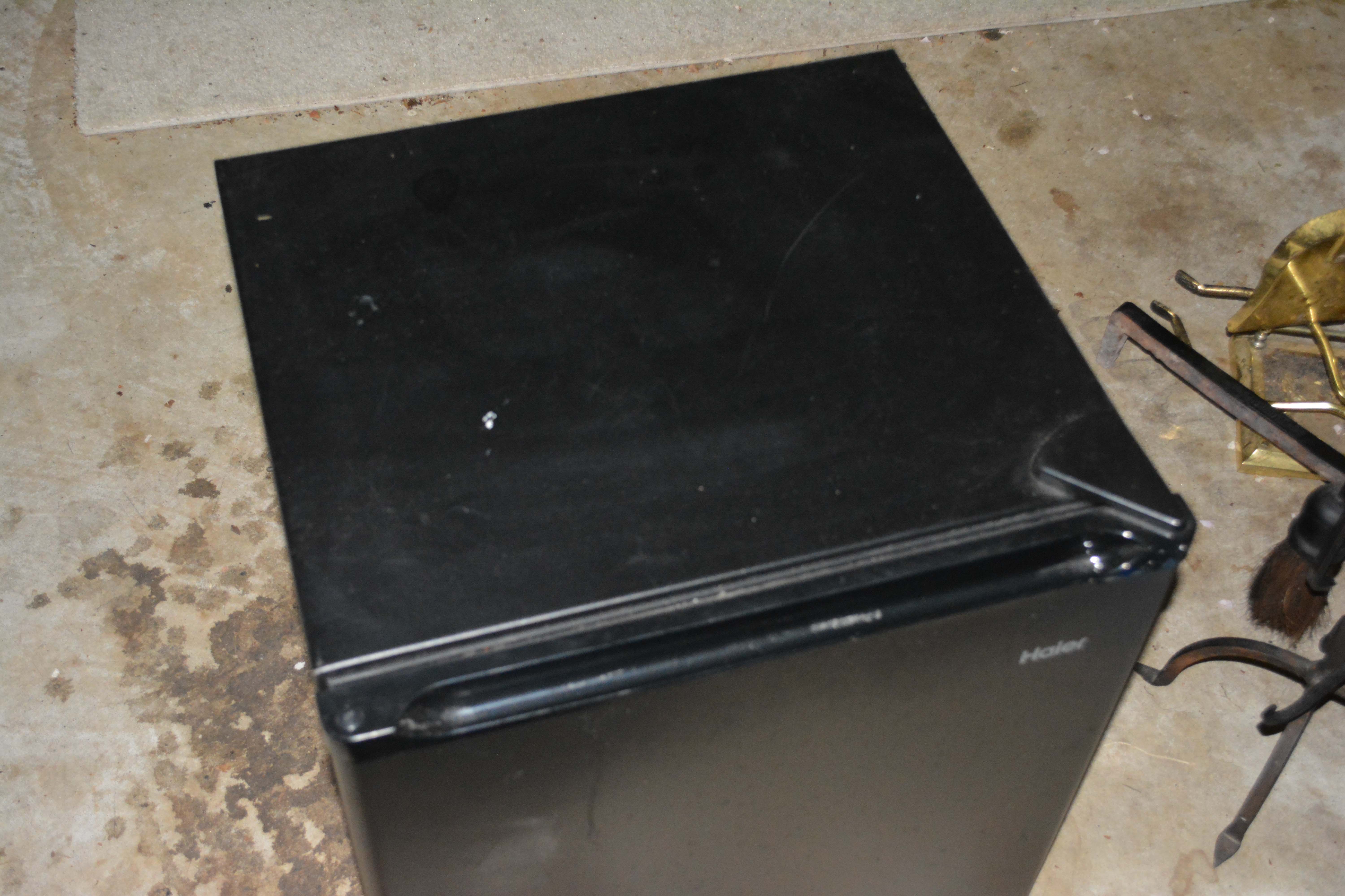 Haier Mini Refrigerator