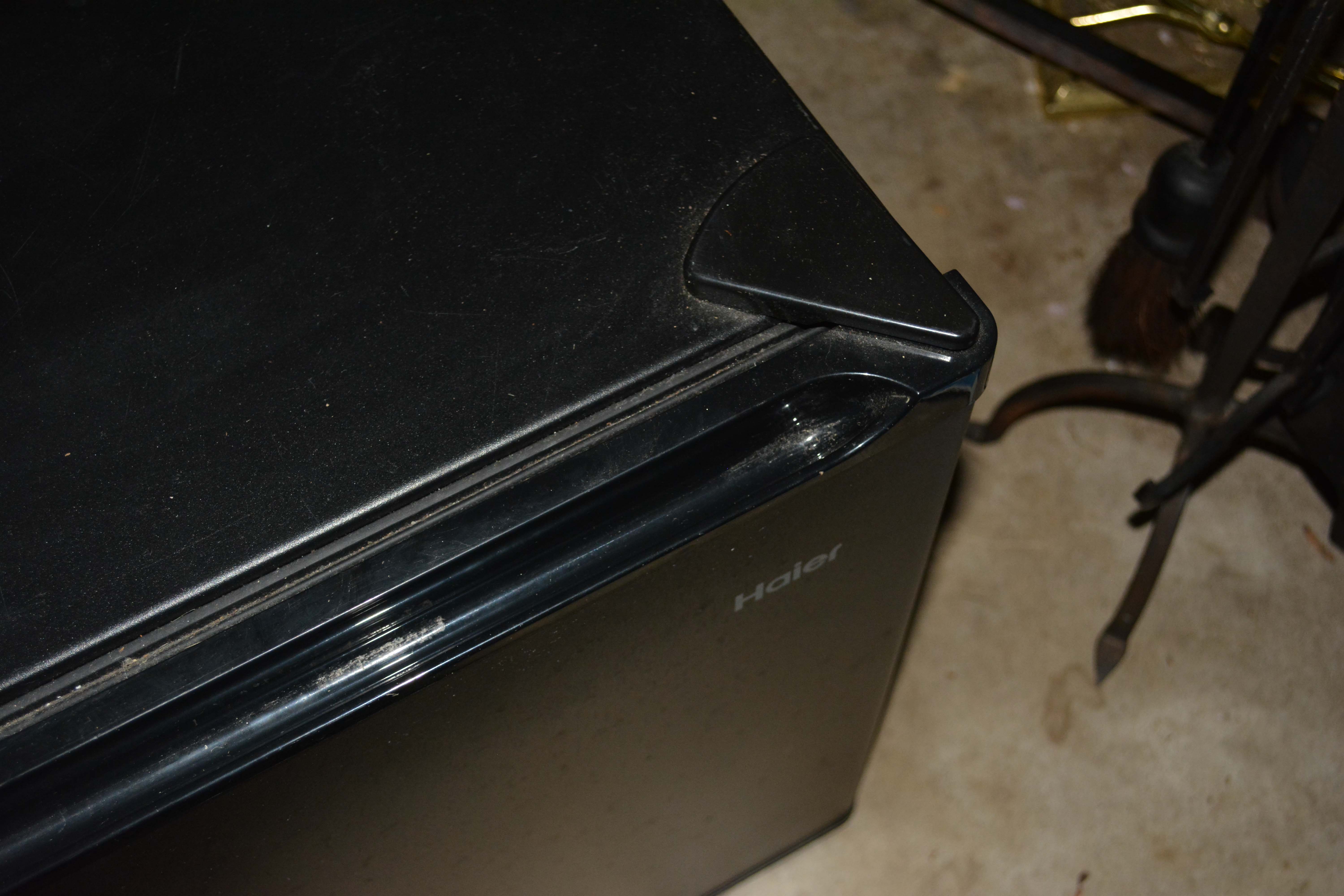 Haier Mini Refrigerator