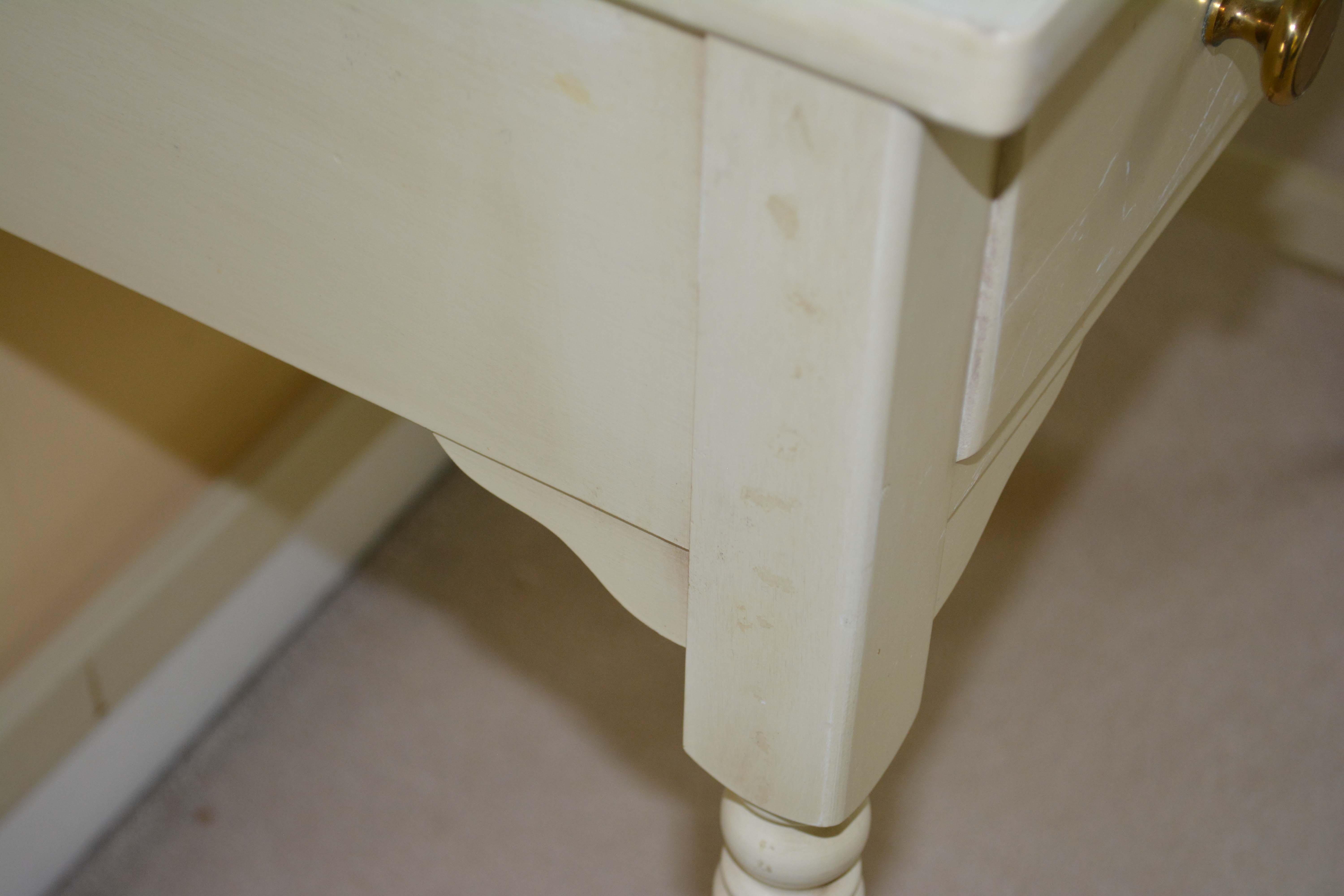 Ethan Allen Vanity Table with Chair