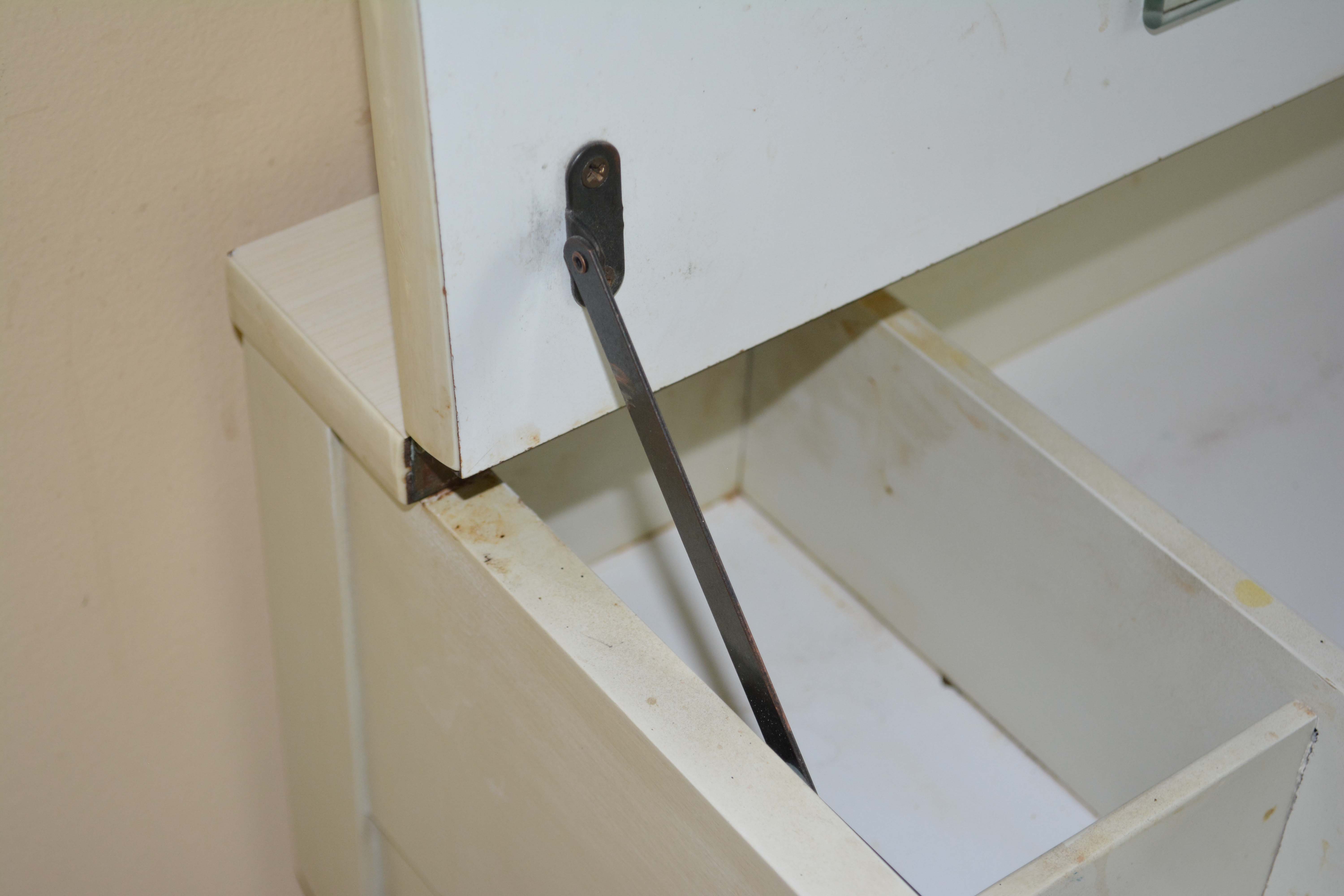 Ethan Allen Vanity Table with Chair