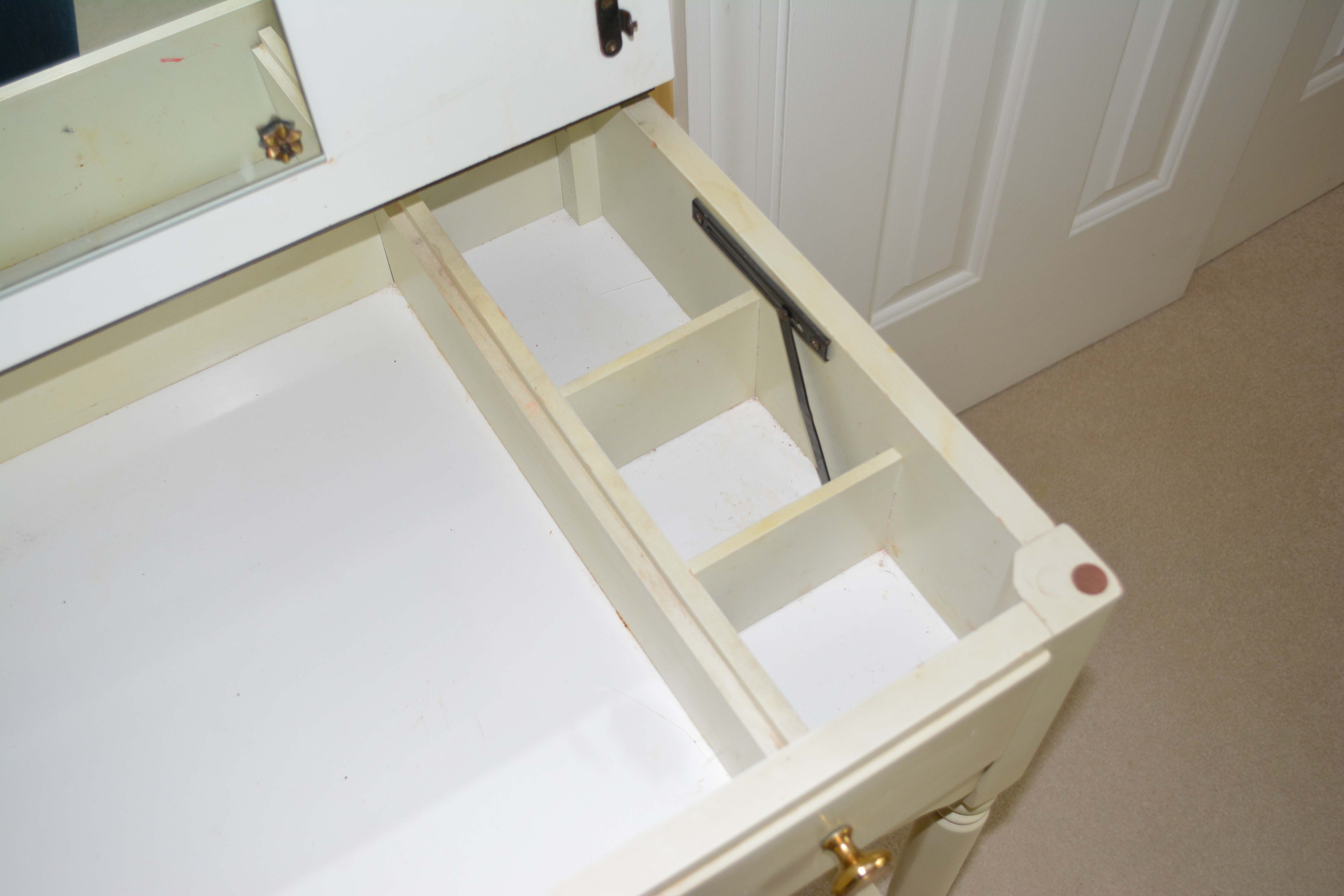 Ethan Allen Vanity Table with Chair