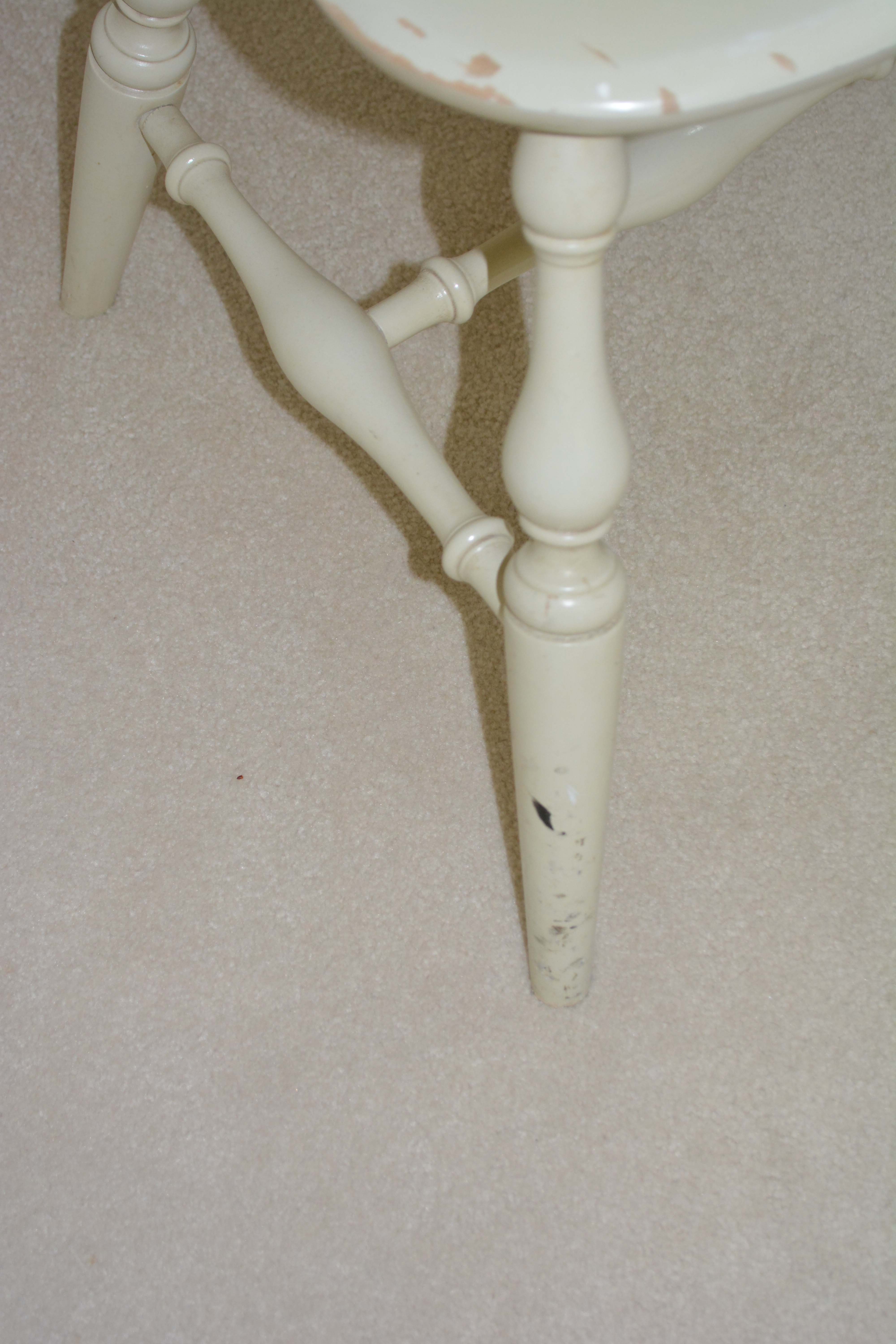 Ethan Allen Vanity Table with Chair