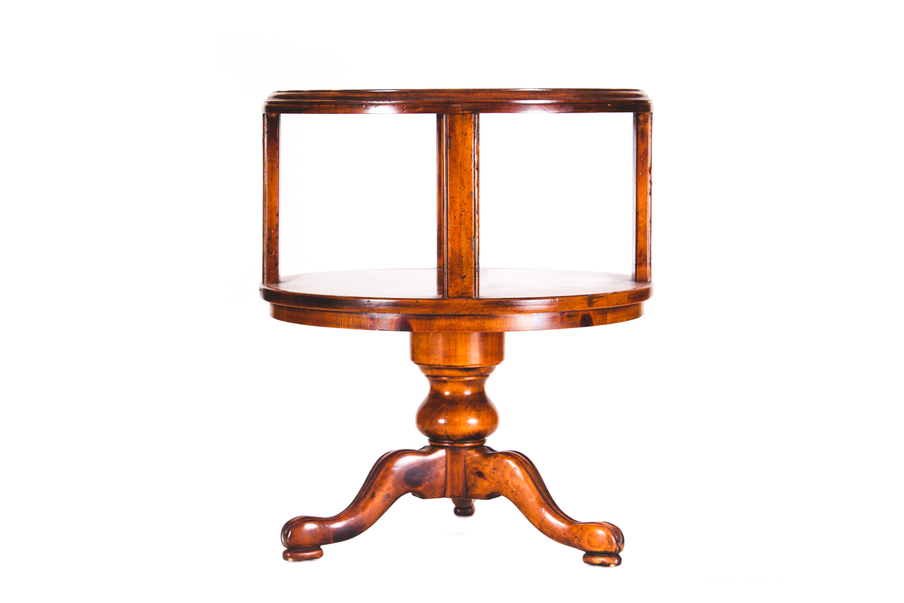 Mid Century Heritage Round Wood Lamp Table